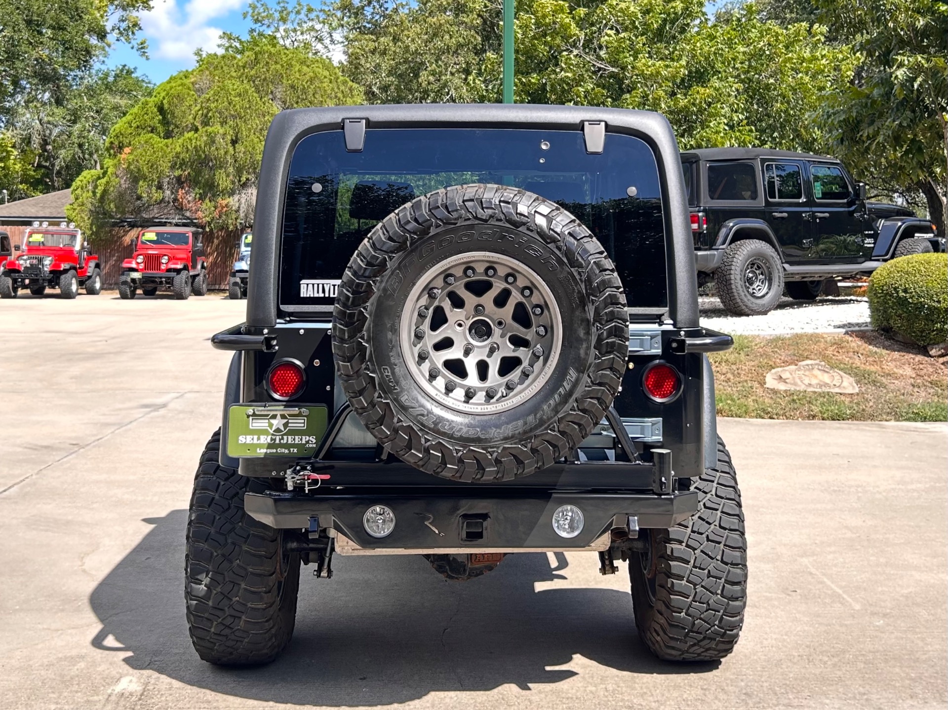 Used-1998-Jeep-Wrangler-Sport