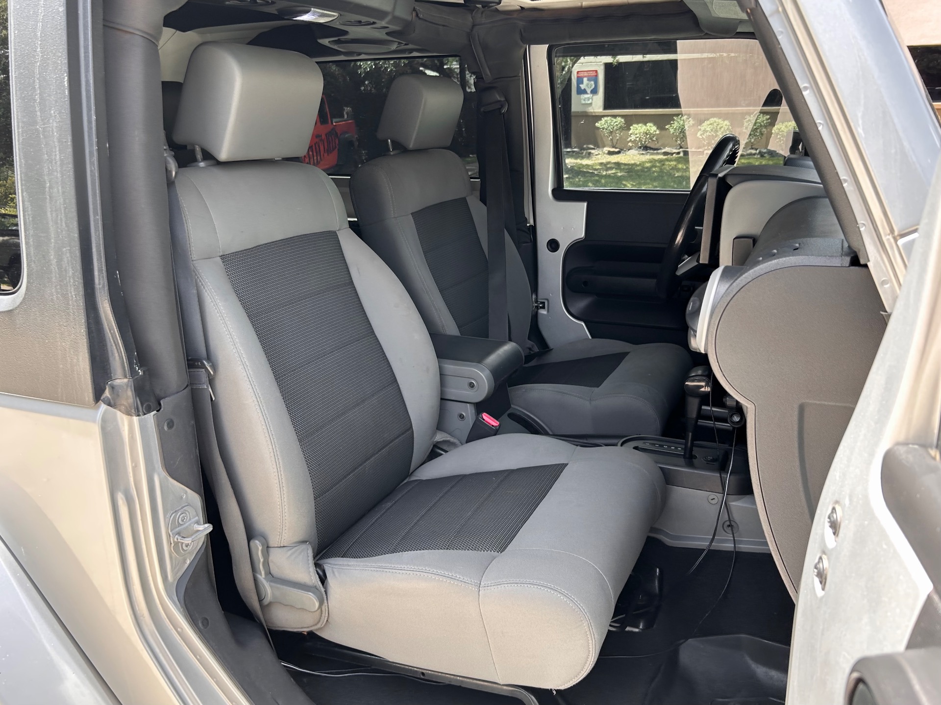 Used-2010-Jeep-Wrangler-Sahara