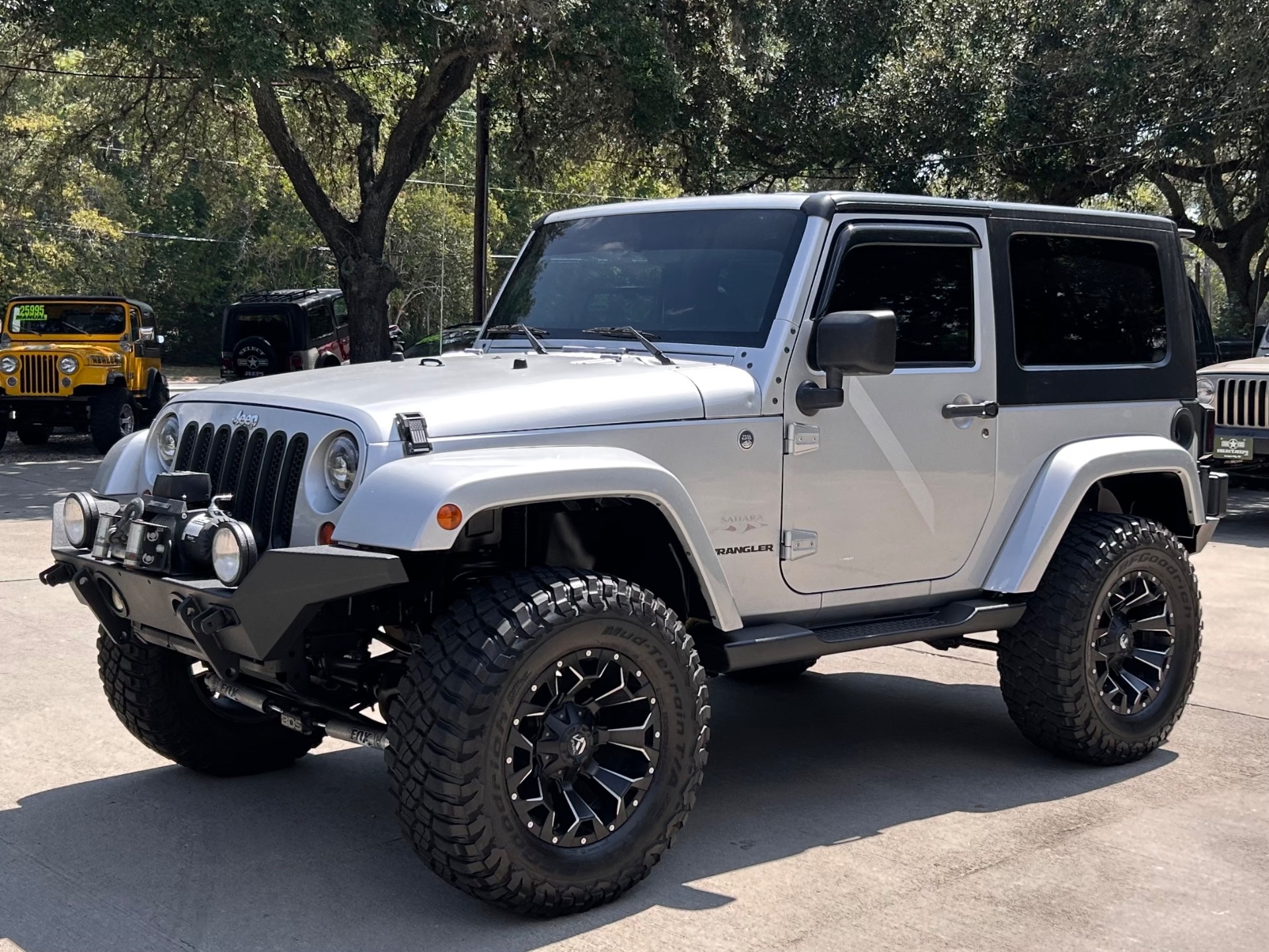 Used-2010-Jeep-Wrangler-Sahara