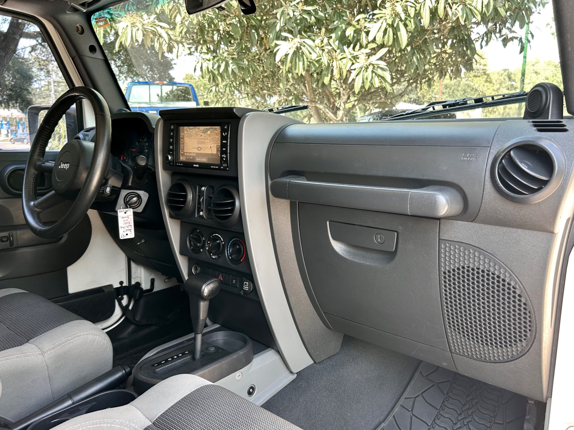 Used-2007-Jeep-Wrangler-Unlimited-X