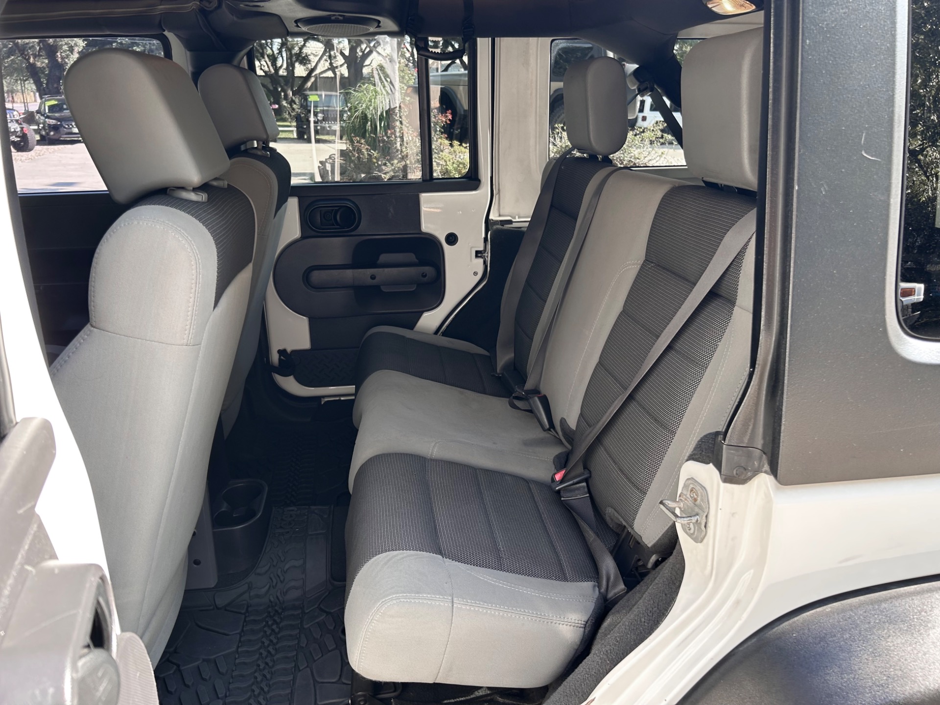 Used-2007-Jeep-Wrangler-Unlimited-X