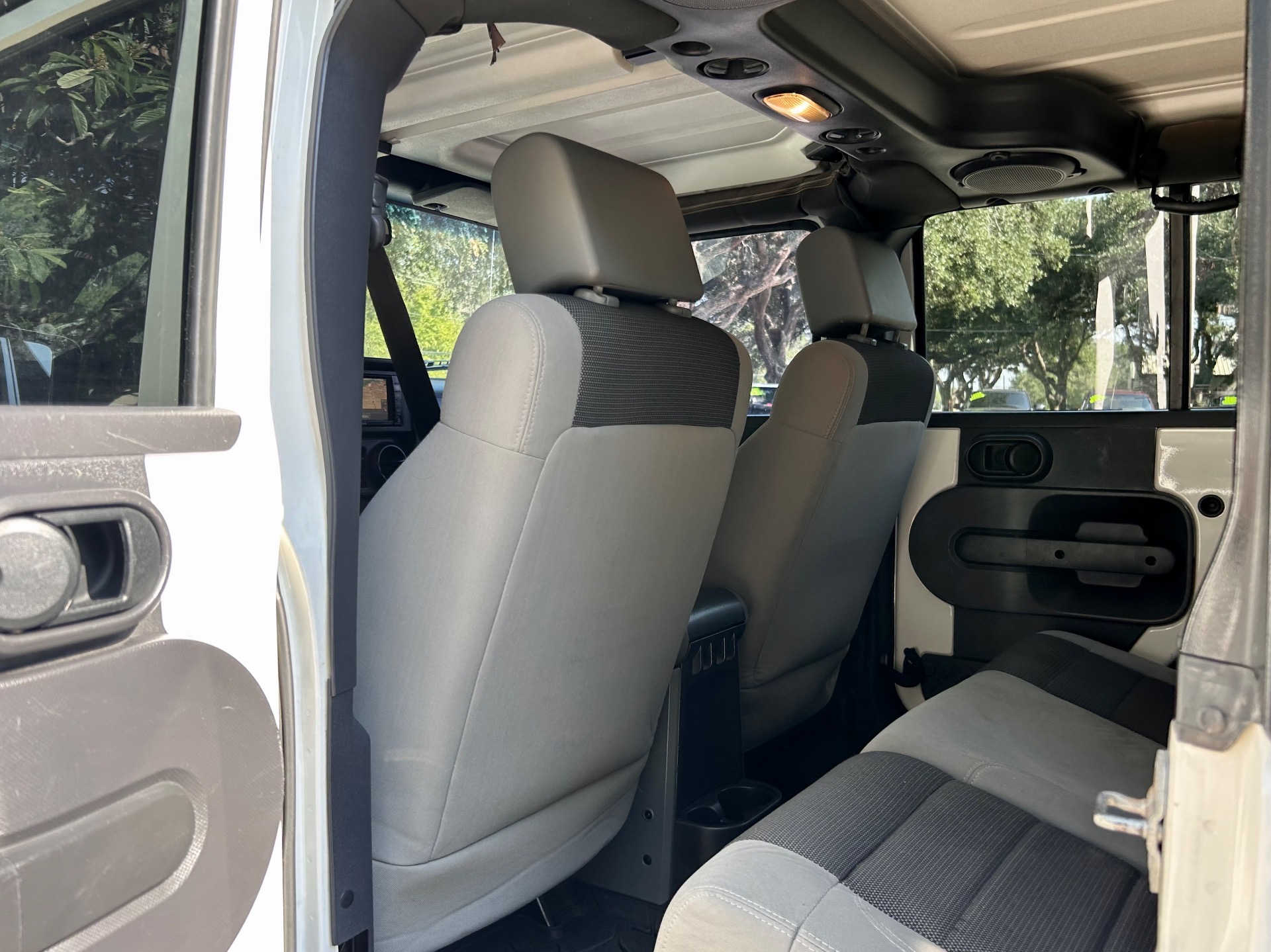 Used-2007-Jeep-Wrangler-Unlimited-X