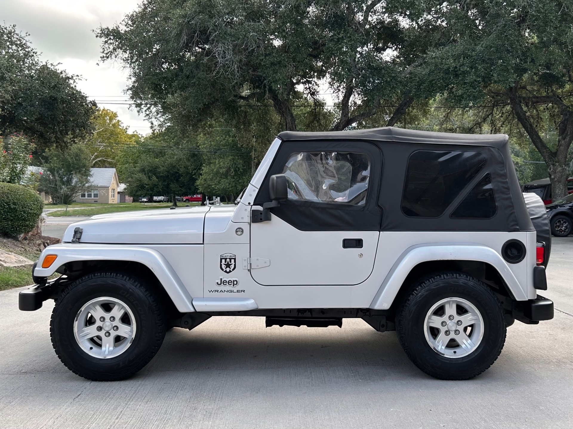 Used-2005-Jeep-Wrangler-Rocky-Mountain-Edition