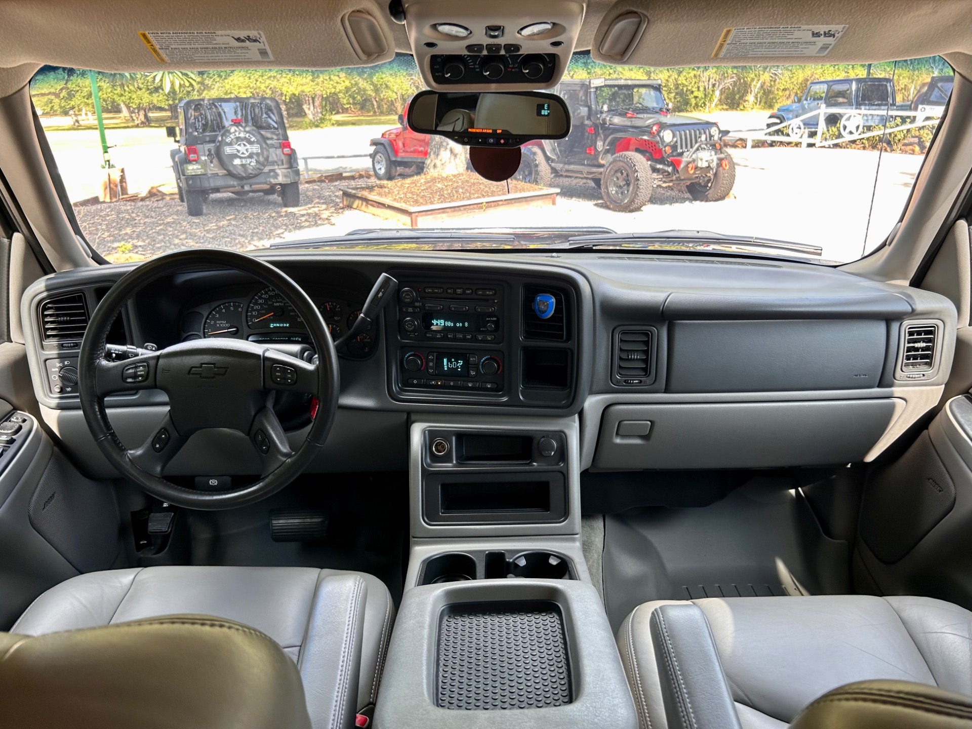 Used-2004-Chevrolet-Tahoe-LT