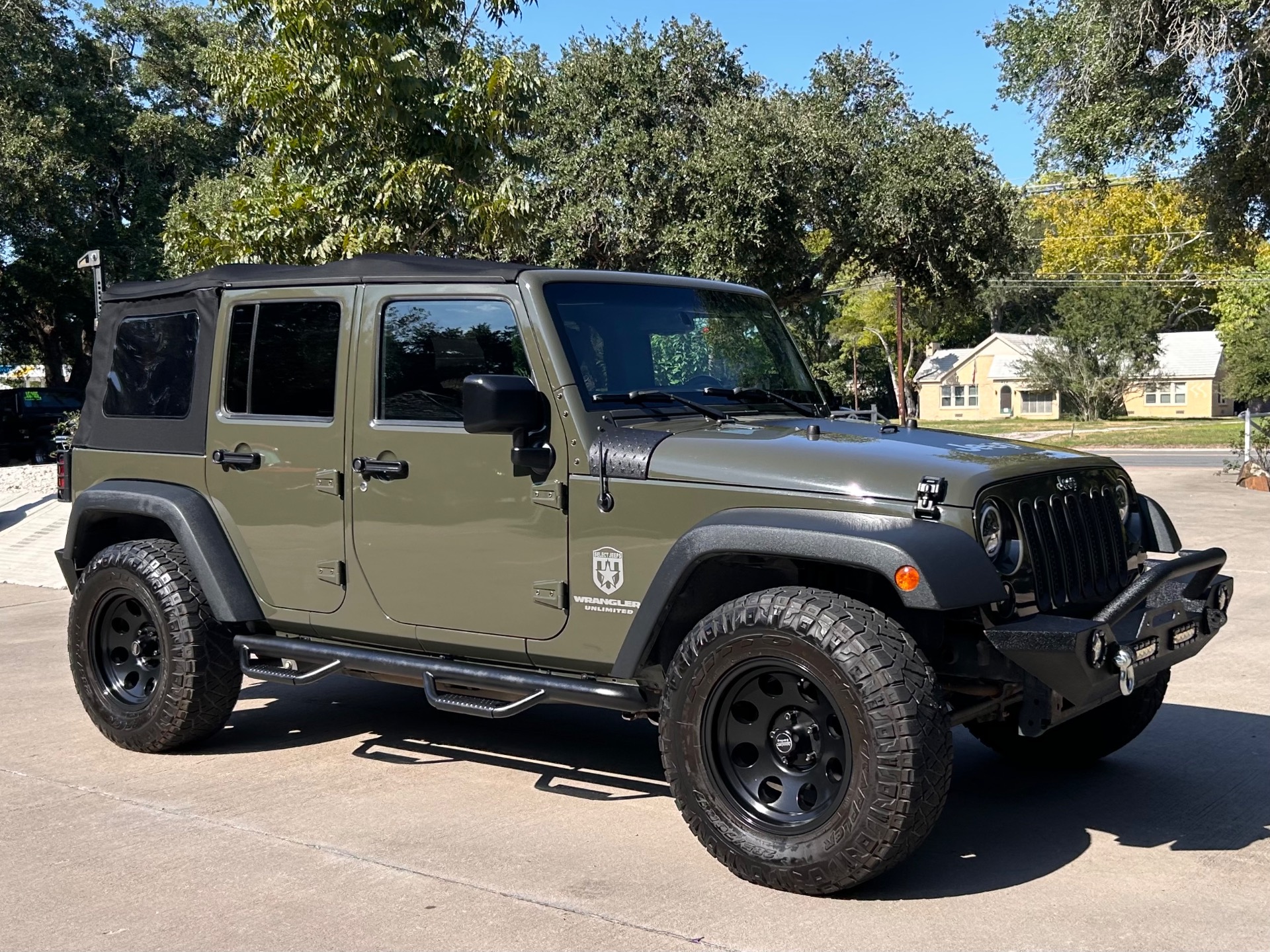 Used-2016-Jeep-Wrangler-Unlimited-Sport-S