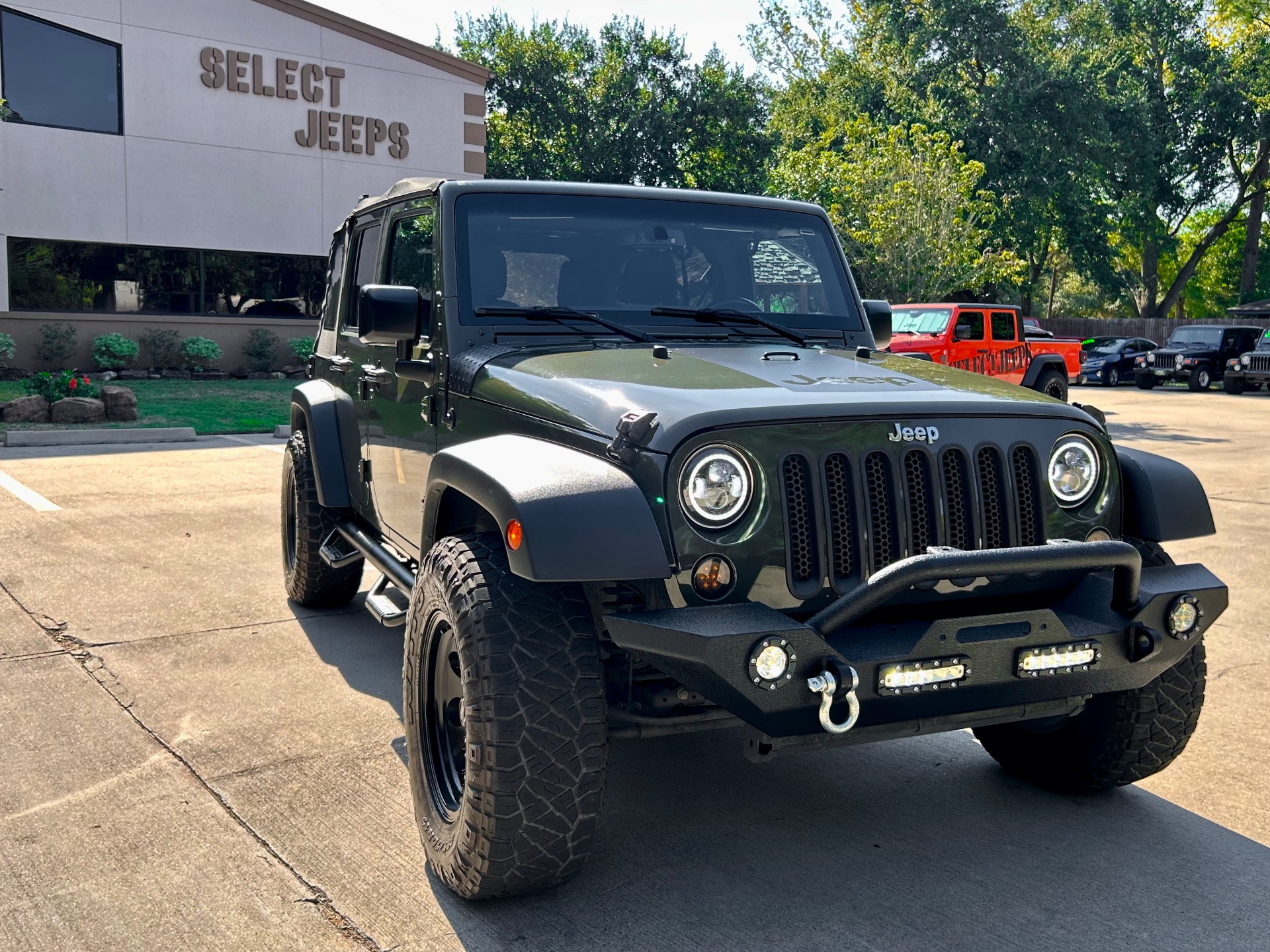 Used-2016-Jeep-Wrangler-Unlimited-Sport-S