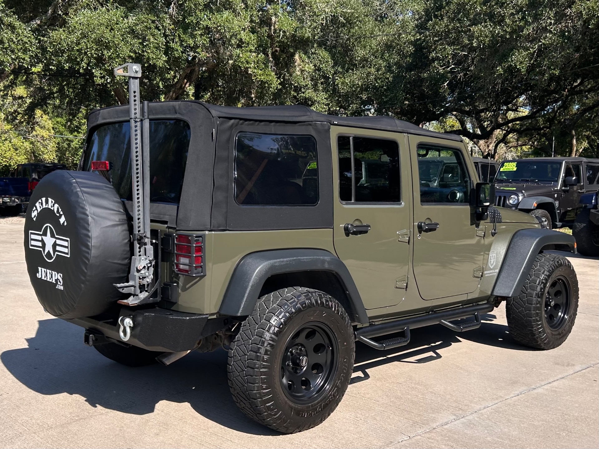 Used-2016-Jeep-Wrangler-Unlimited-Sport-S