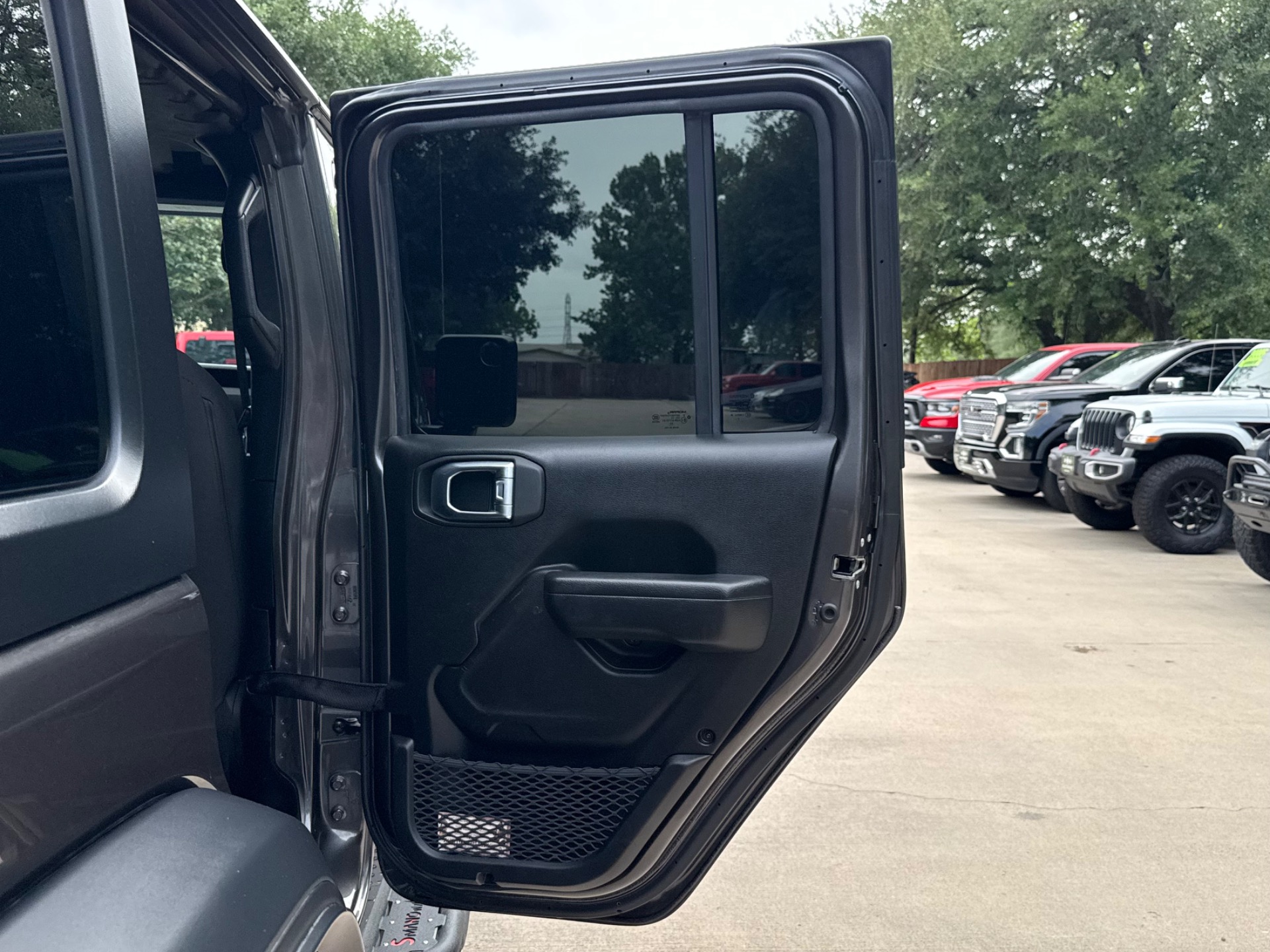 Used-2023-Jeep-Wrangler-Willys-4xe-Willys-4xe