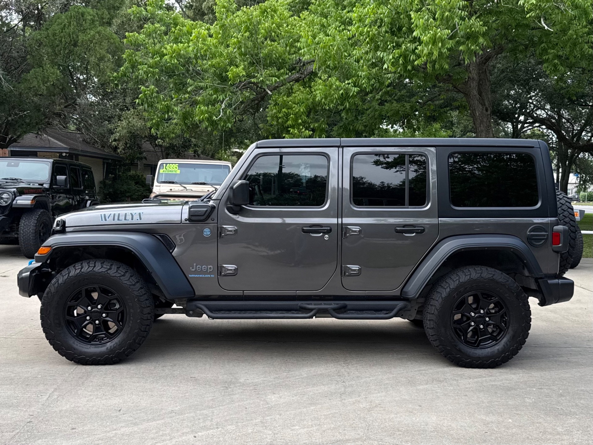Used-2023-Jeep-Wrangler-Willys-4xe-Willys-4xe