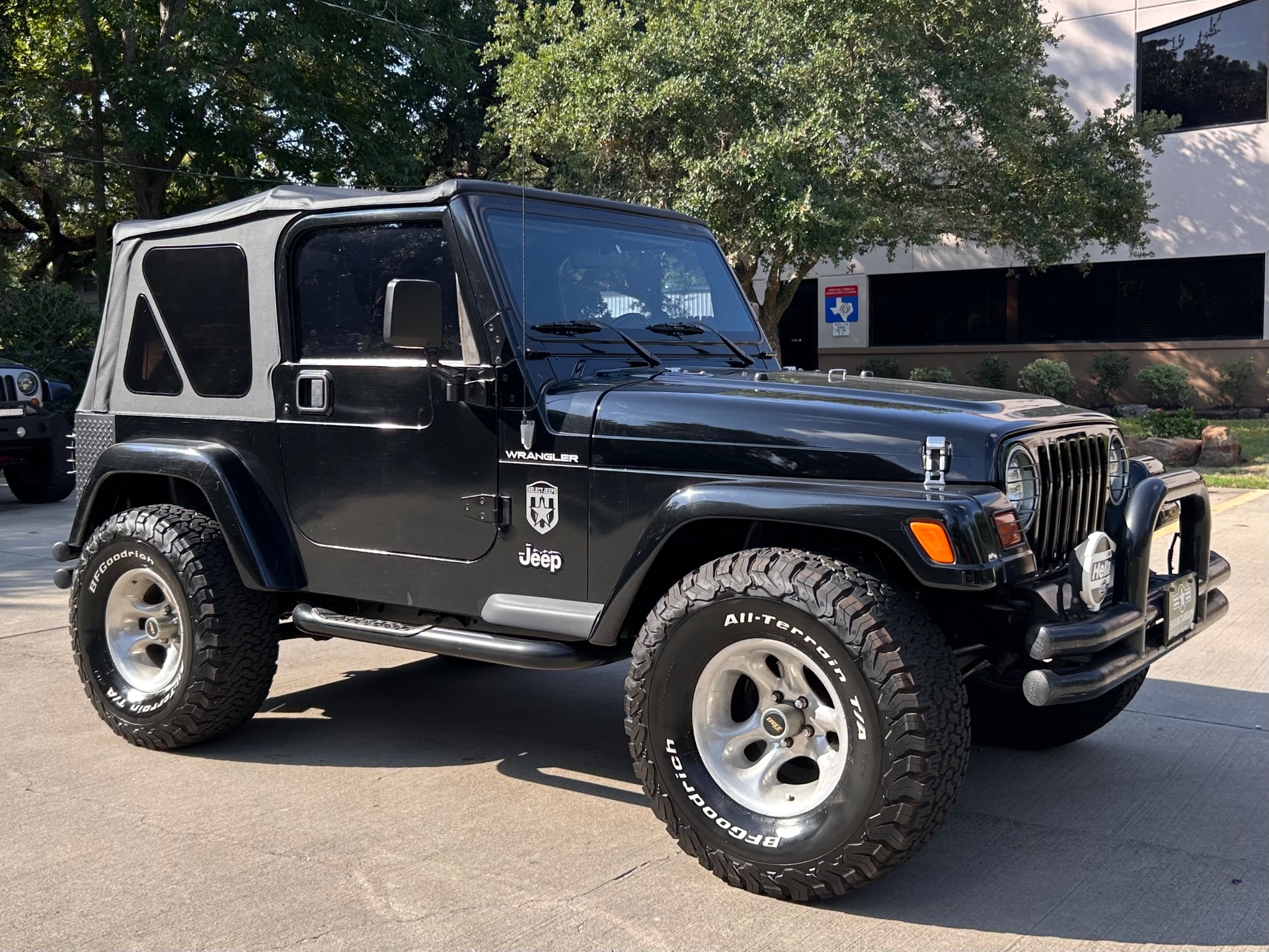 Used-1997-Jeep-Wrangler-SE