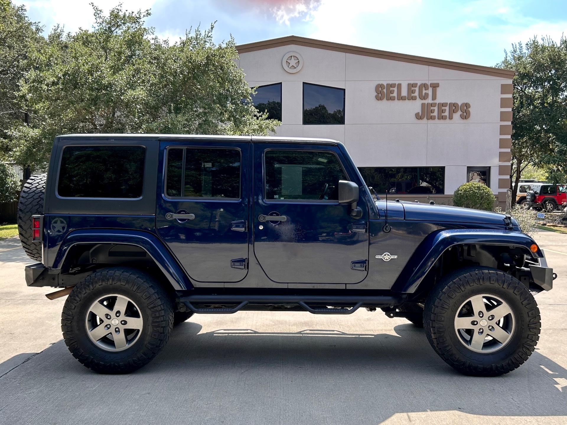 Used-2013-Jeep-Wrangler-Unlimited-Freedom-Edition