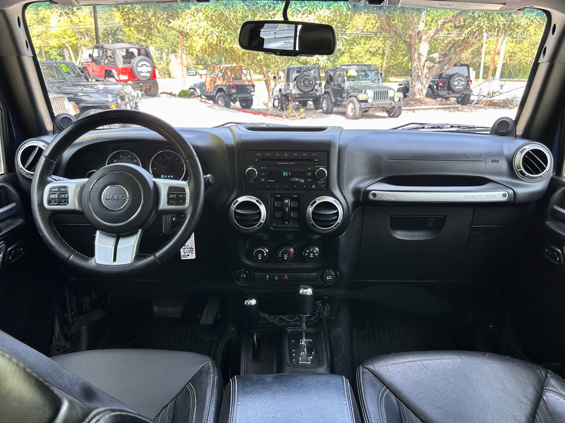 Used-2013-Jeep-Wrangler-Unlimited-Freedom-Edition