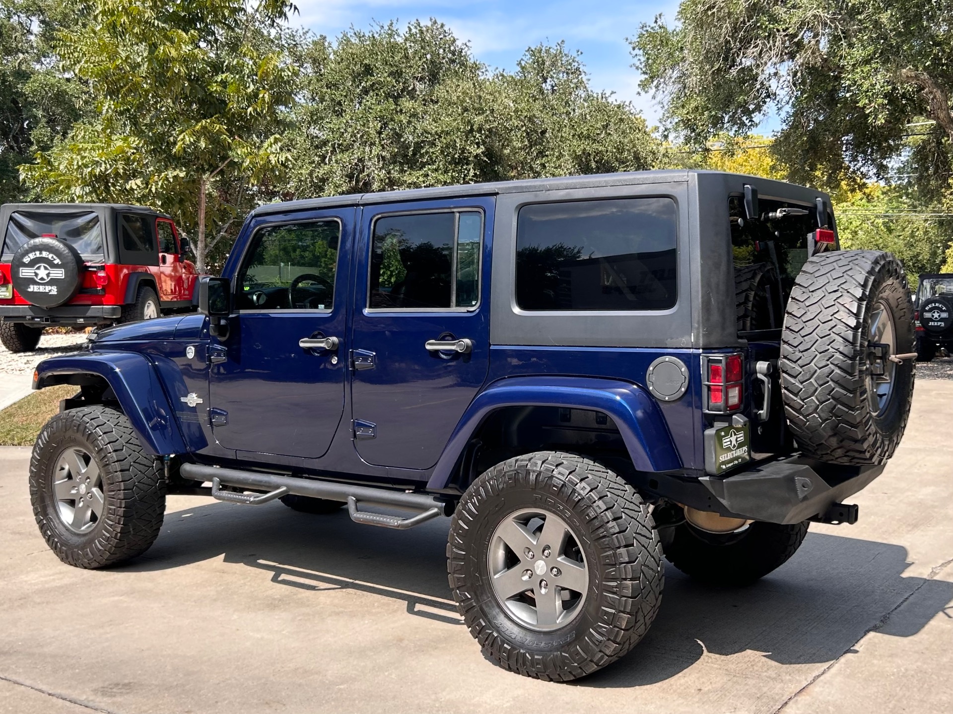 Used-2013-Jeep-Wrangler-Unlimited-Freedom-Edition