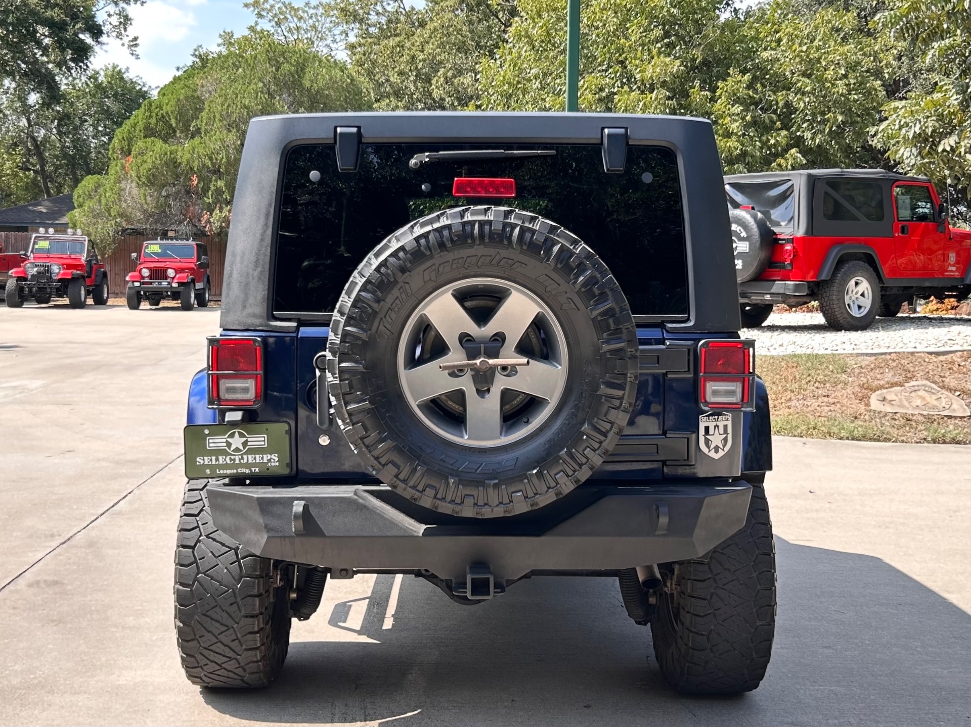 Used-2013-Jeep-Wrangler-Unlimited-Freedom-Edition