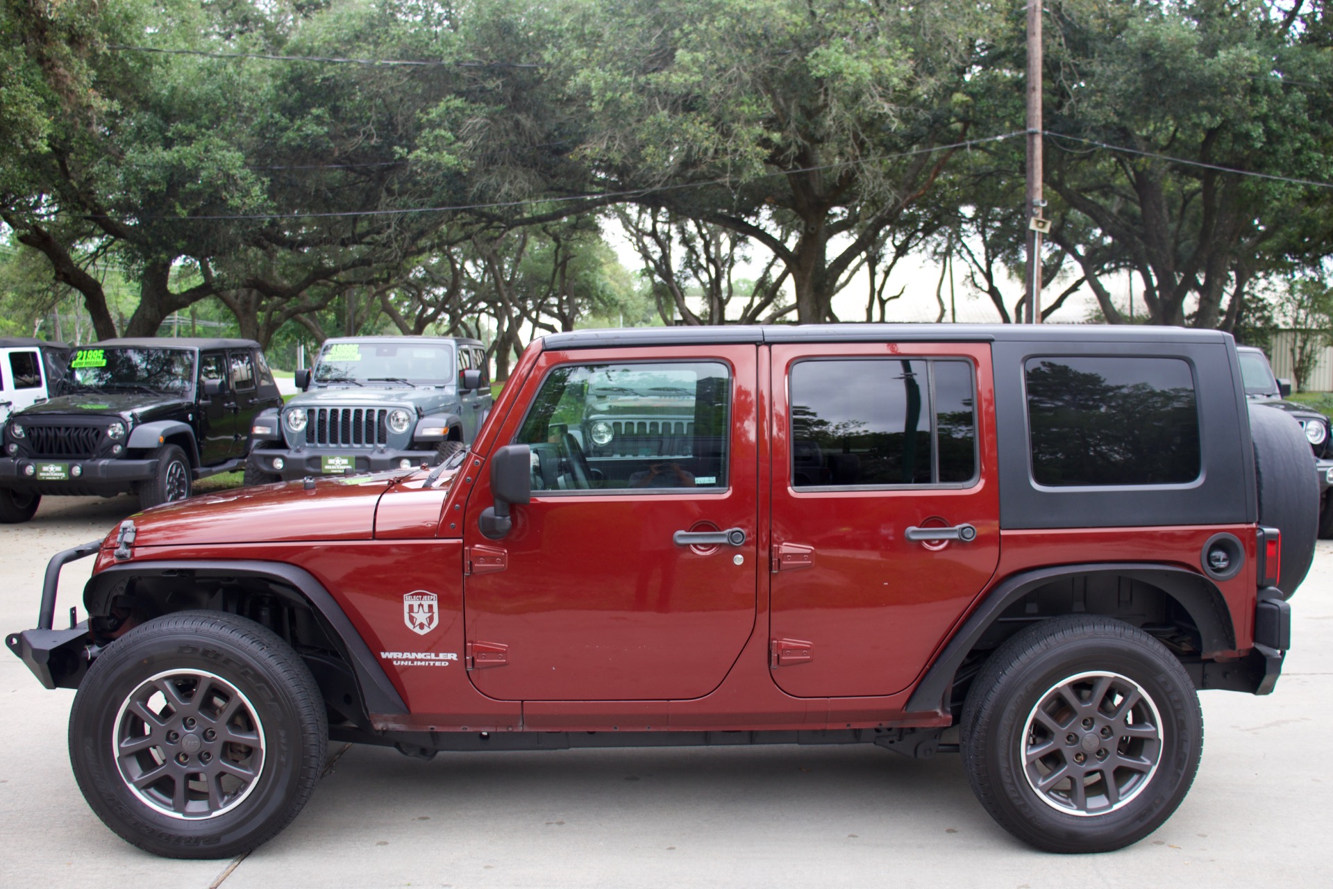 Used-2010-Jeep-Wrangler-Unlimited-Sport