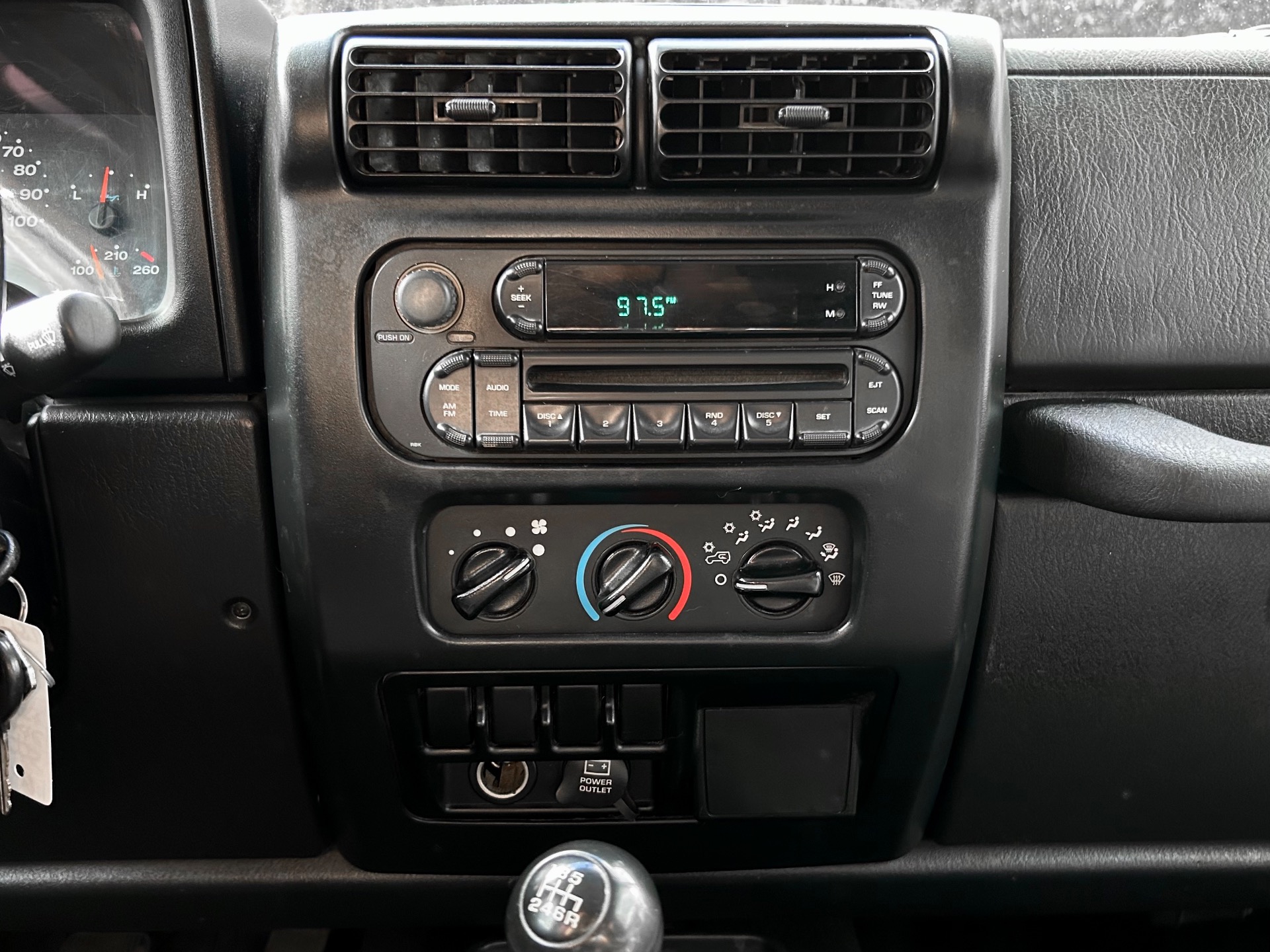 Used-2005-Jeep-Wrangler-Sport