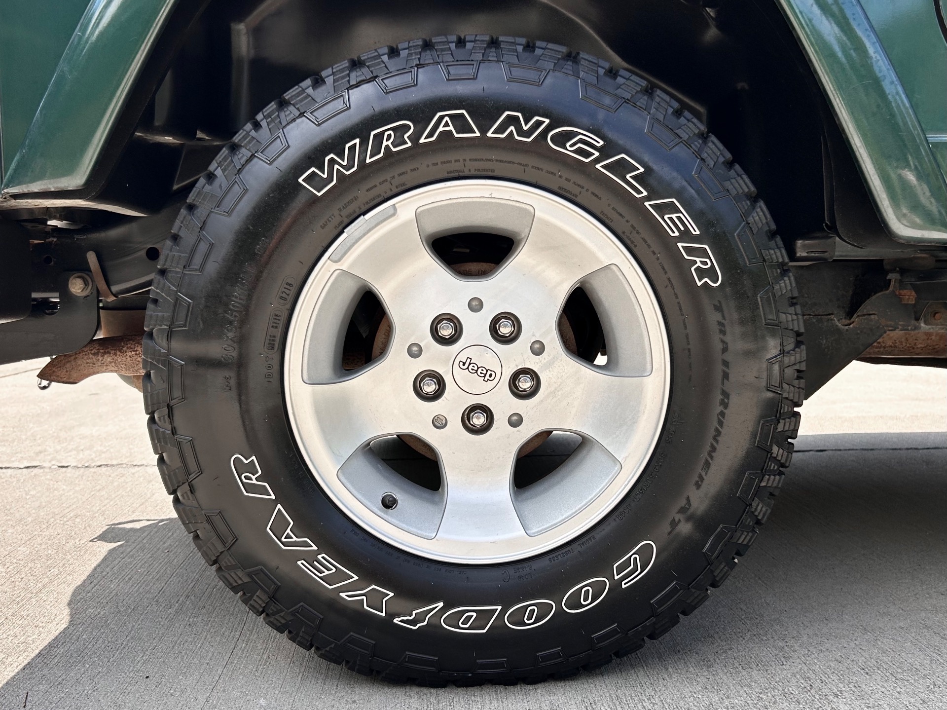 Used-1999-Jeep-Wrangler-Sahara