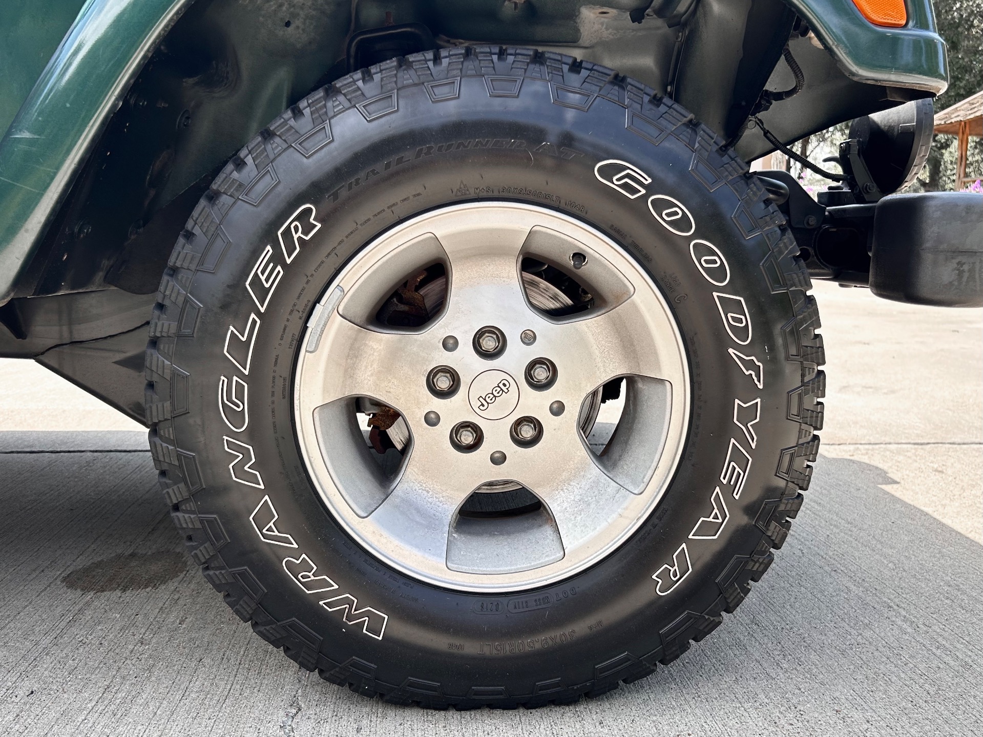 Used-1999-Jeep-Wrangler-Sahara