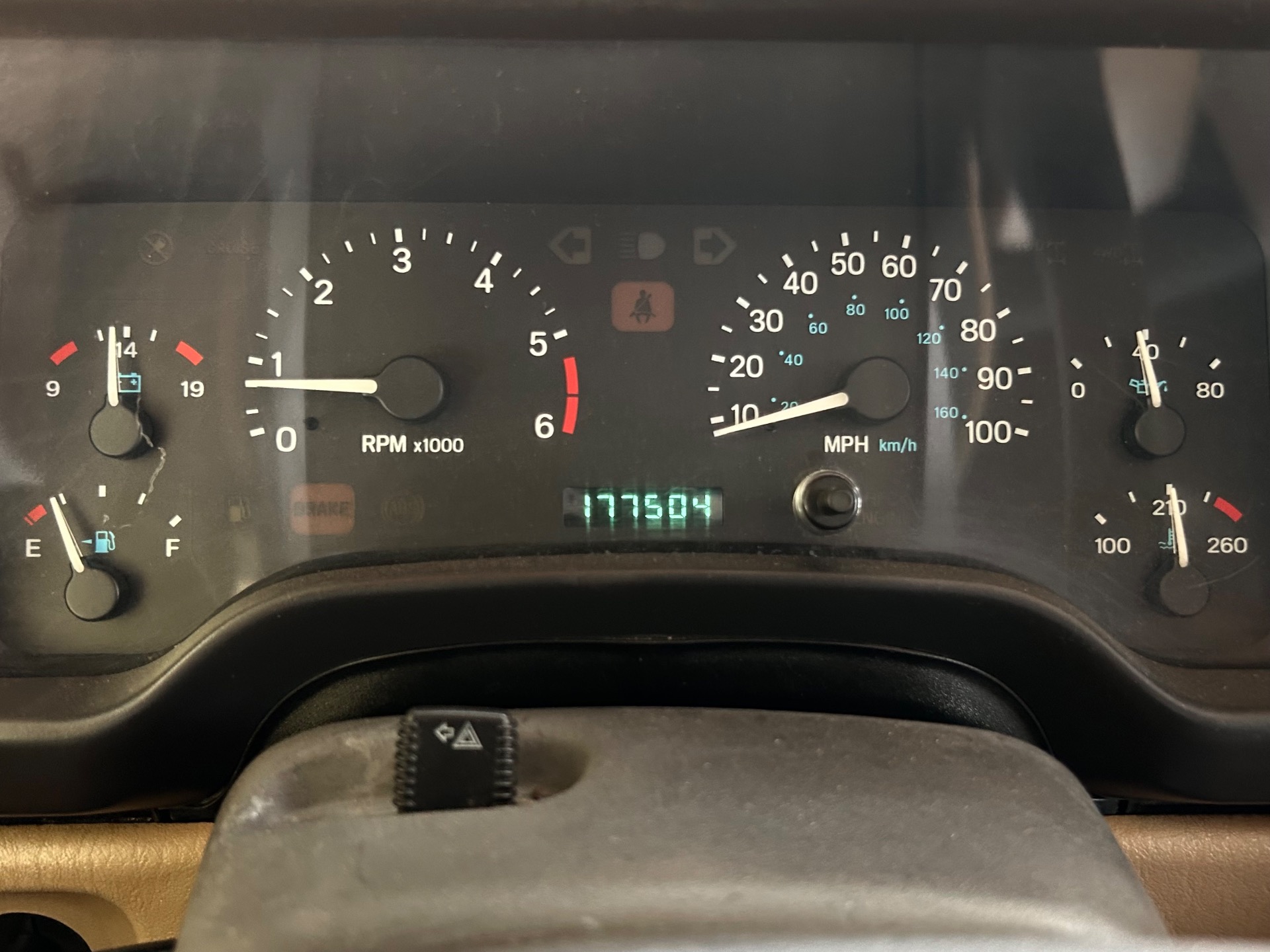 Used-1999-Jeep-Wrangler-Sahara
