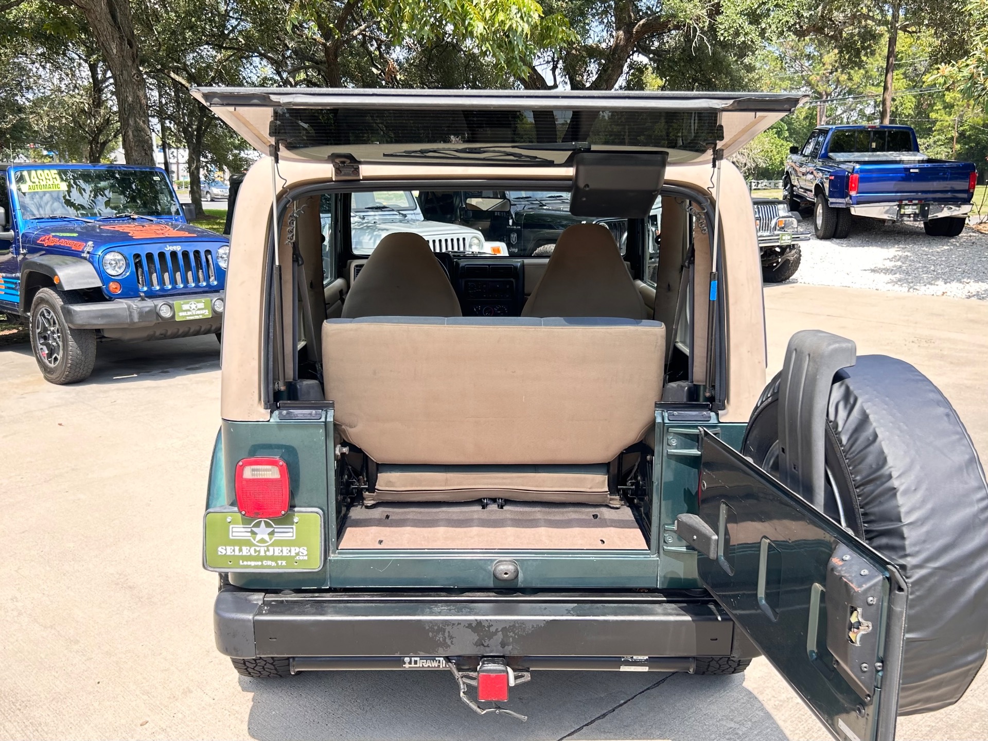 Used-1999-Jeep-Wrangler-Sahara