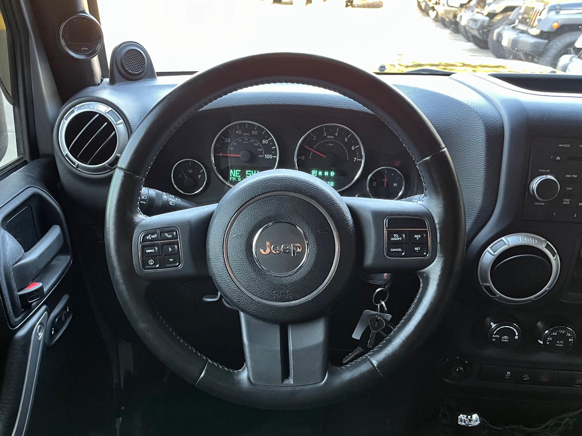 Used-2011-Jeep-Wrangler-Unlimited-Rubicon