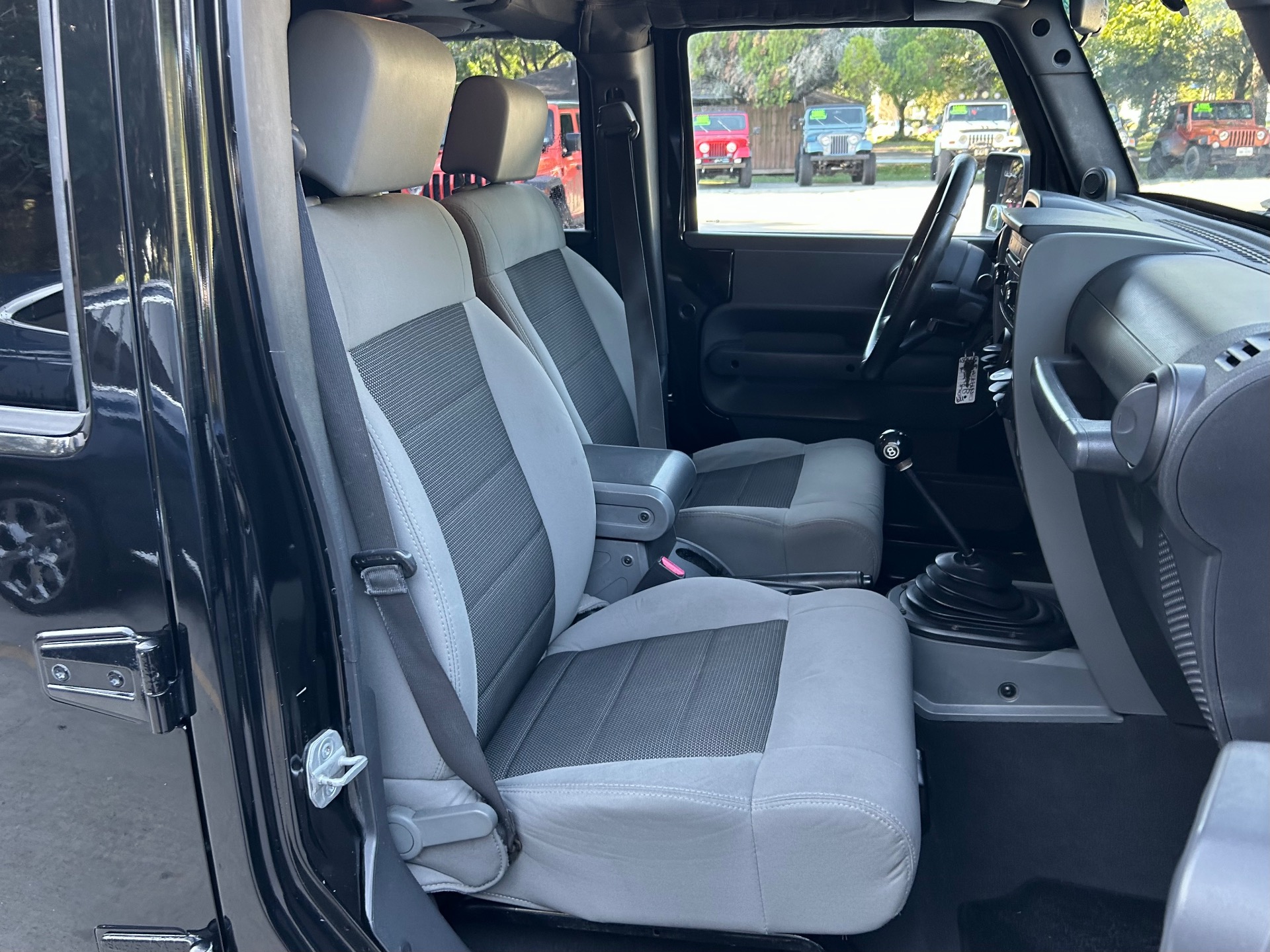 Used-2008-Jeep-Wrangler-Unlimited-X