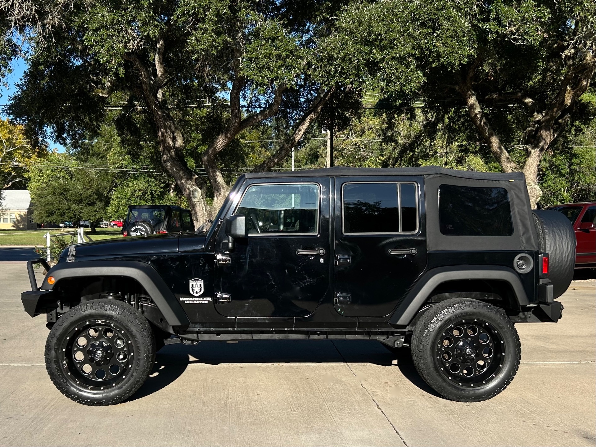Used-2008-Jeep-Wrangler-Unlimited-X