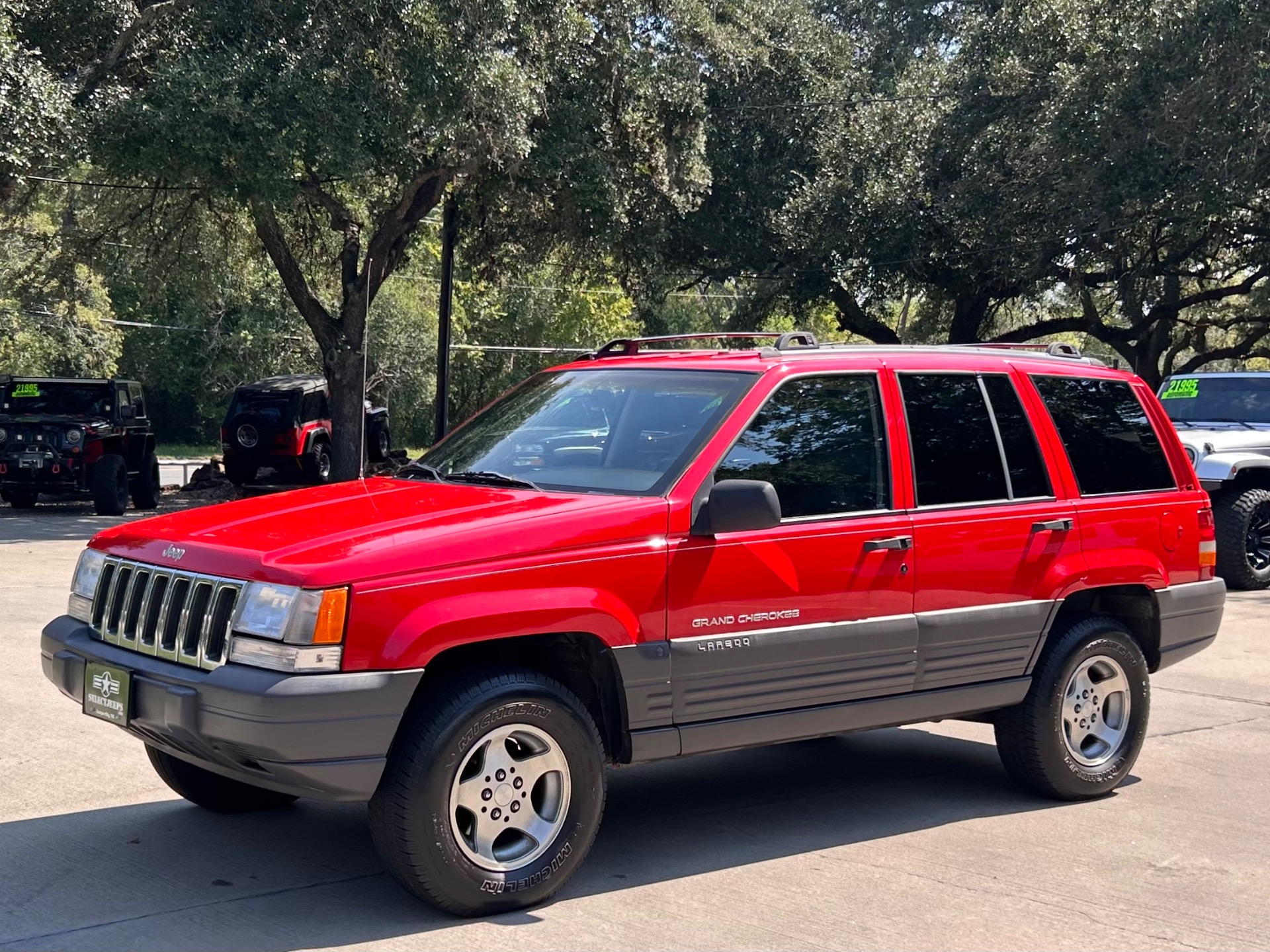 Used-1996-Jeep-Grand-Cherokee-Laredo