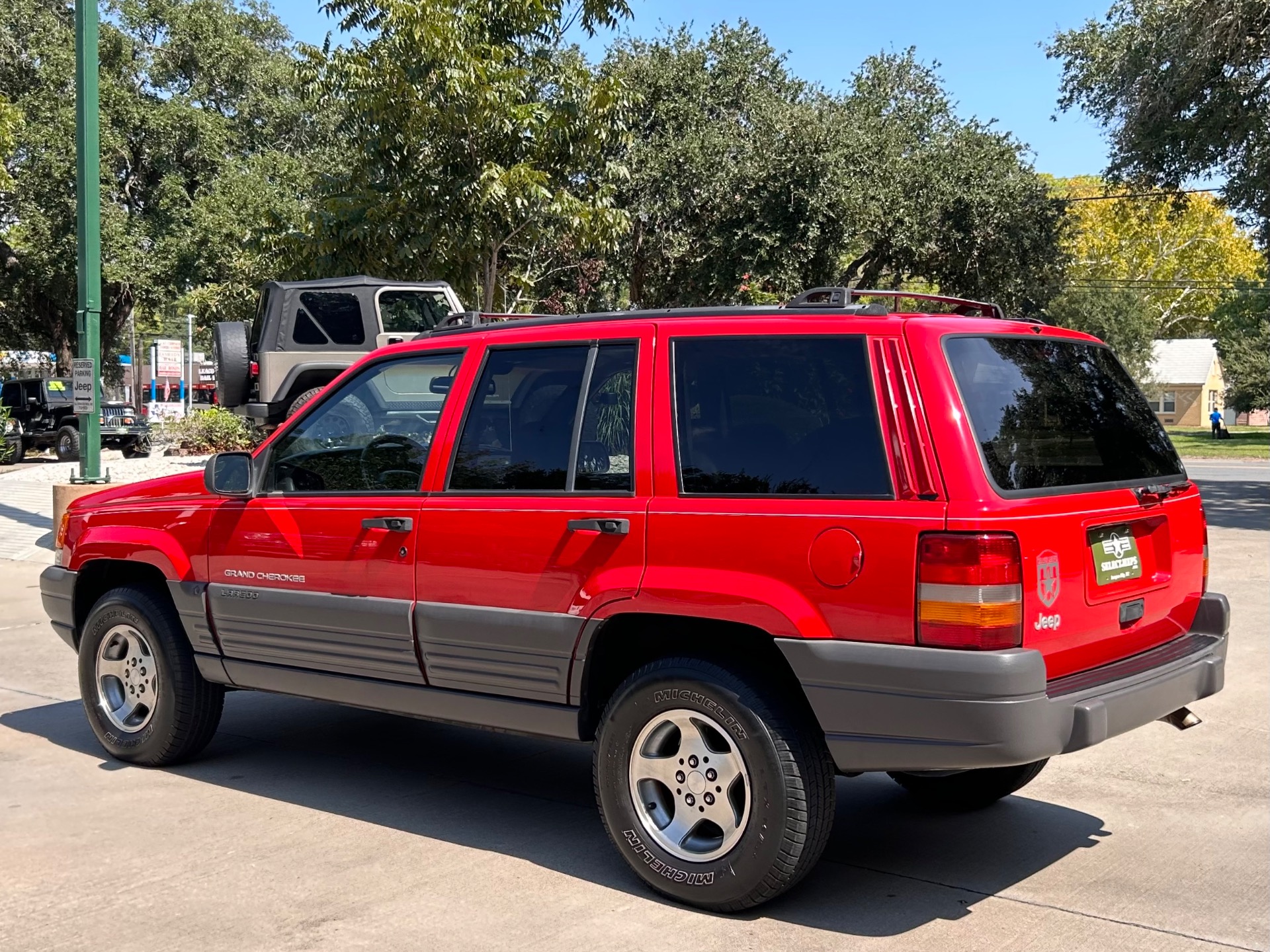 Used-1996-Jeep-Grand-Cherokee-Laredo