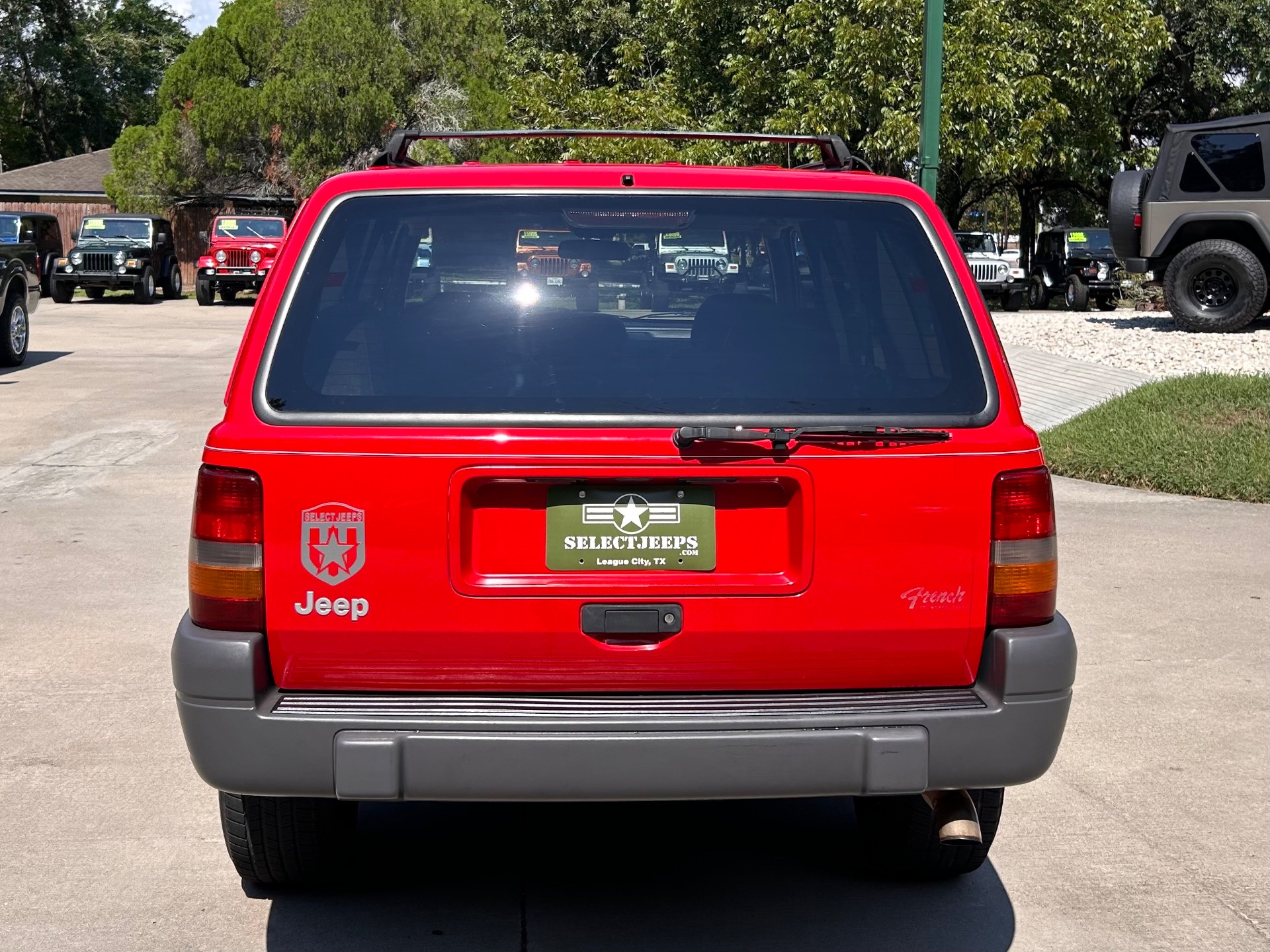 Used-1996-Jeep-Grand-Cherokee-Laredo