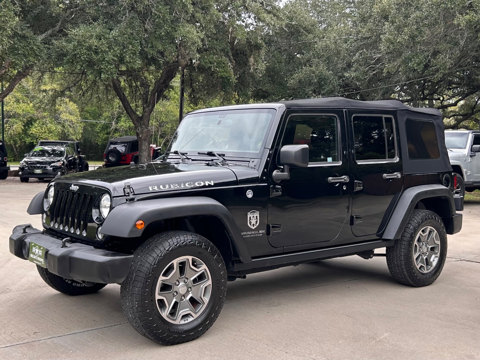 Used-2016-Jeep-Wrangler-Unlimited-Rubicon