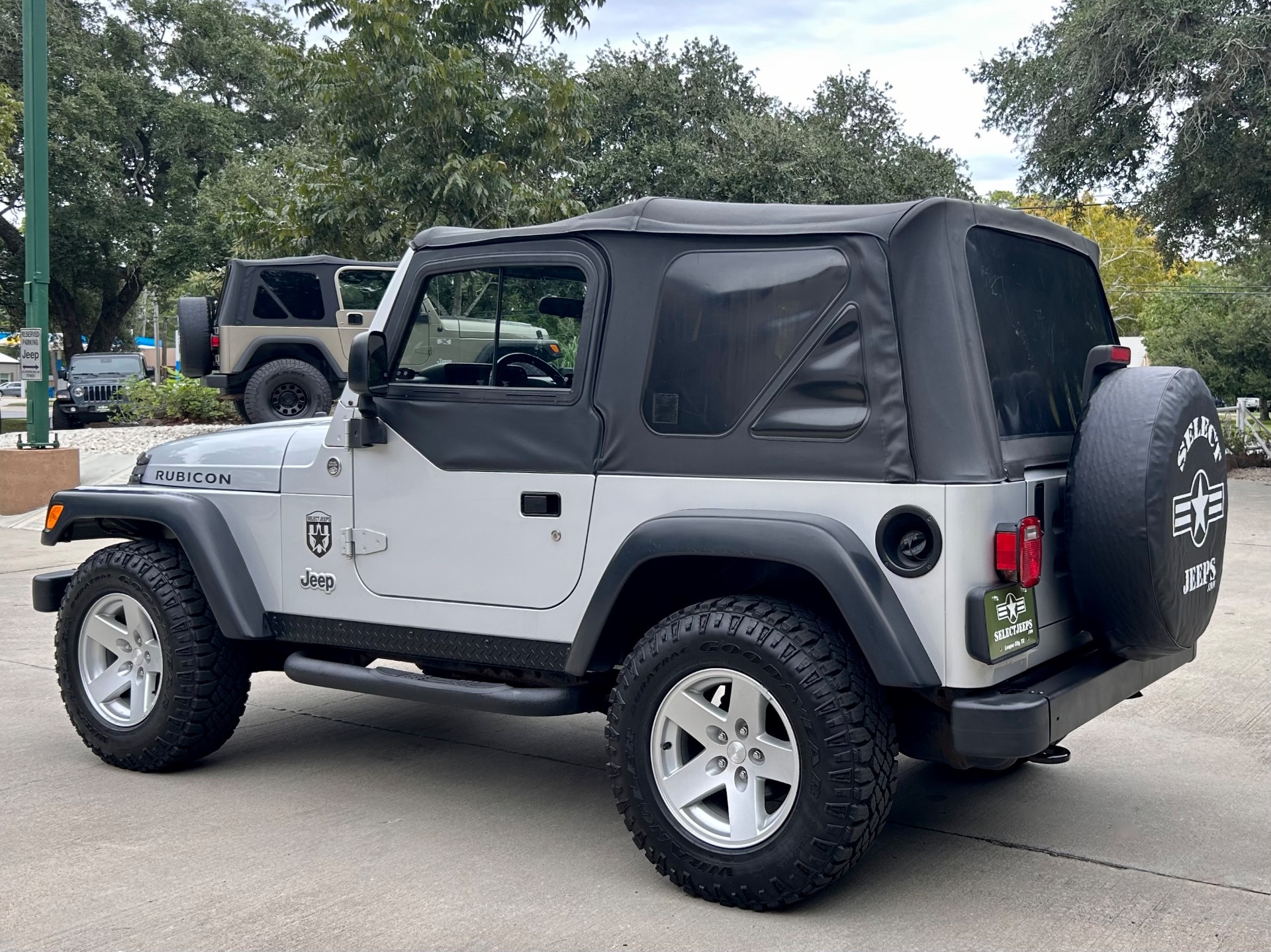 Used-2006-Jeep-Wrangler-Rubicon