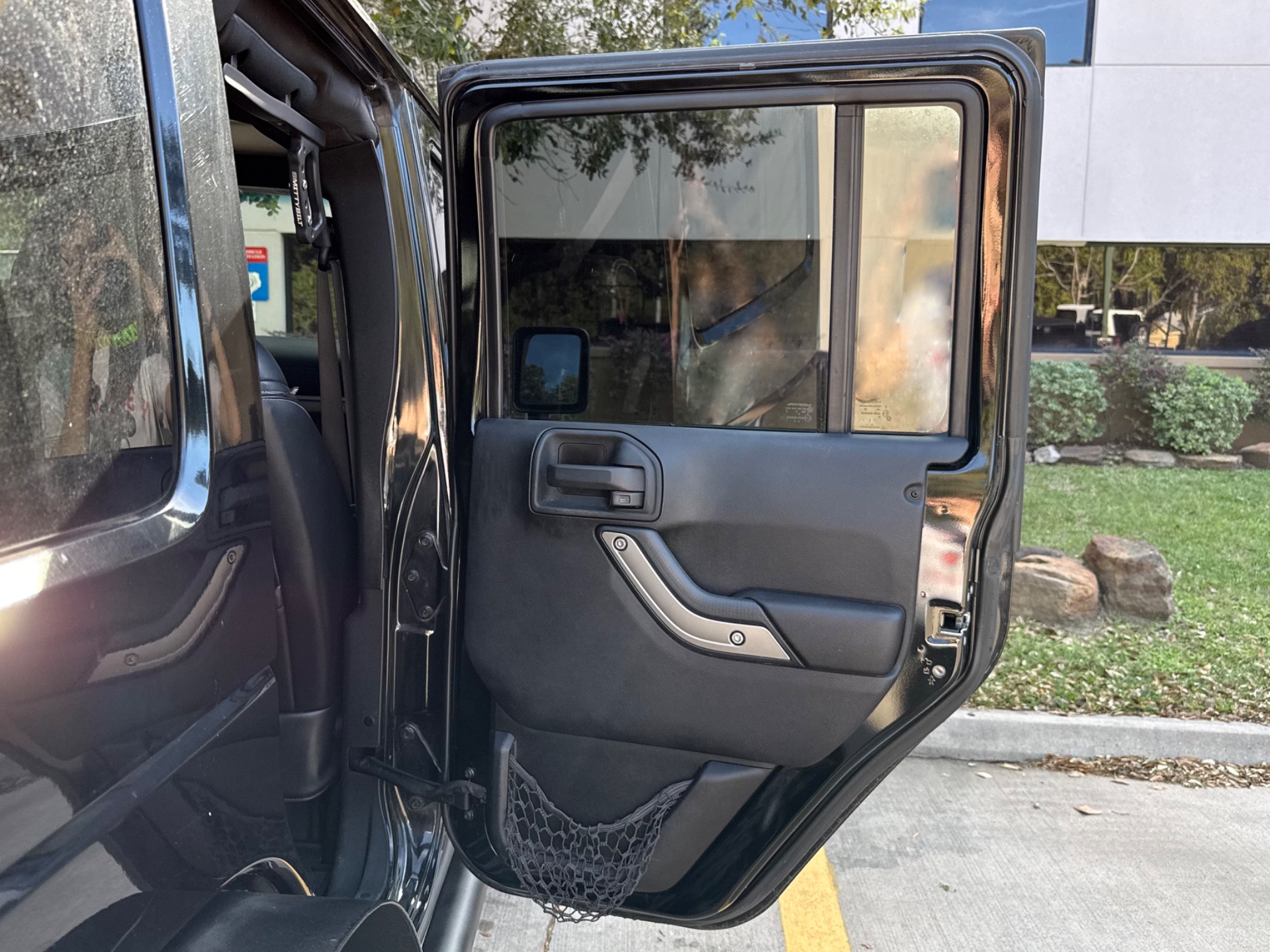 Used-2013-Jeep-Wrangler-Unlimited-Sahara