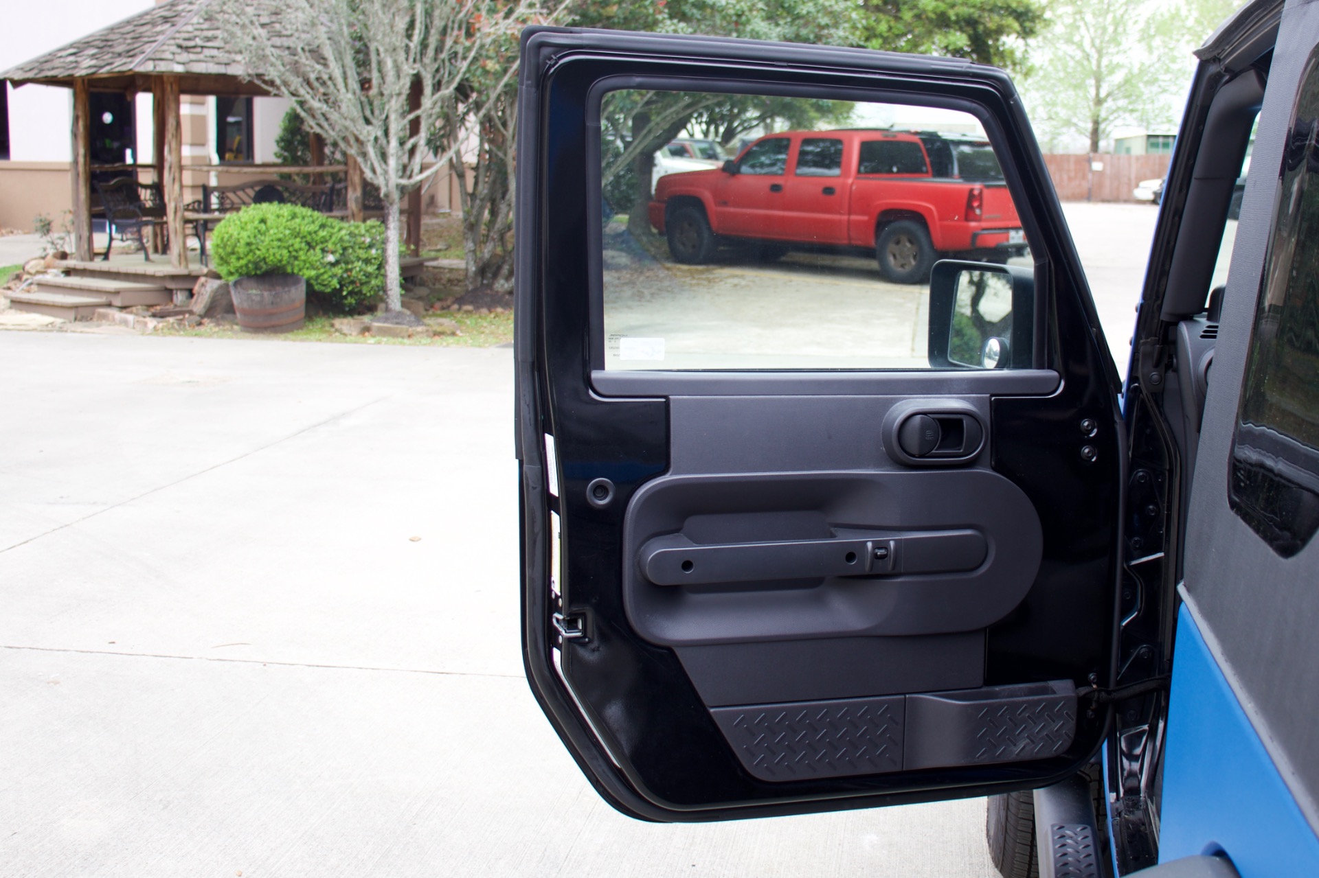 Used-2009-Jeep-Wrangler-X