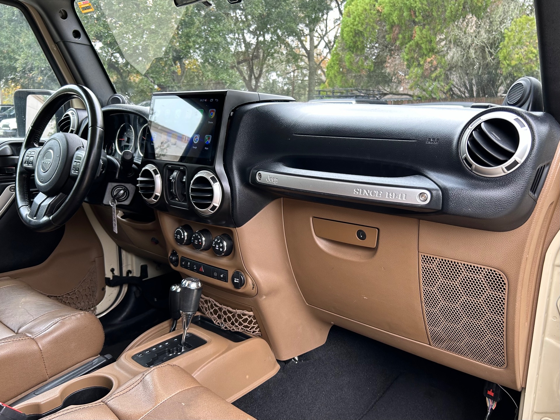 Used-2011-Jeep-Wrangler-Unlimited-Rubicon