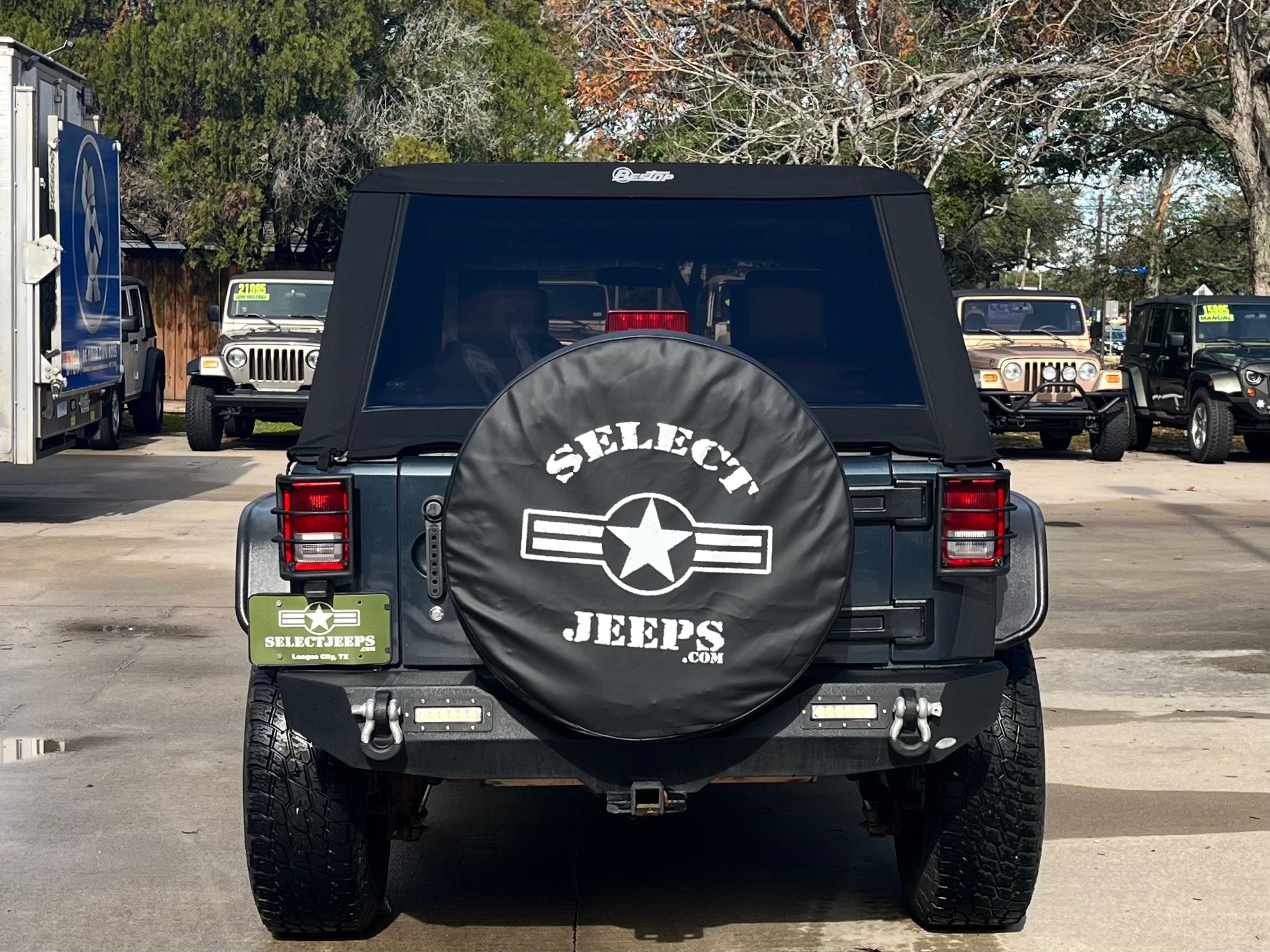 Used-2007-Jeep-Wrangler-Unlimited-Sahara