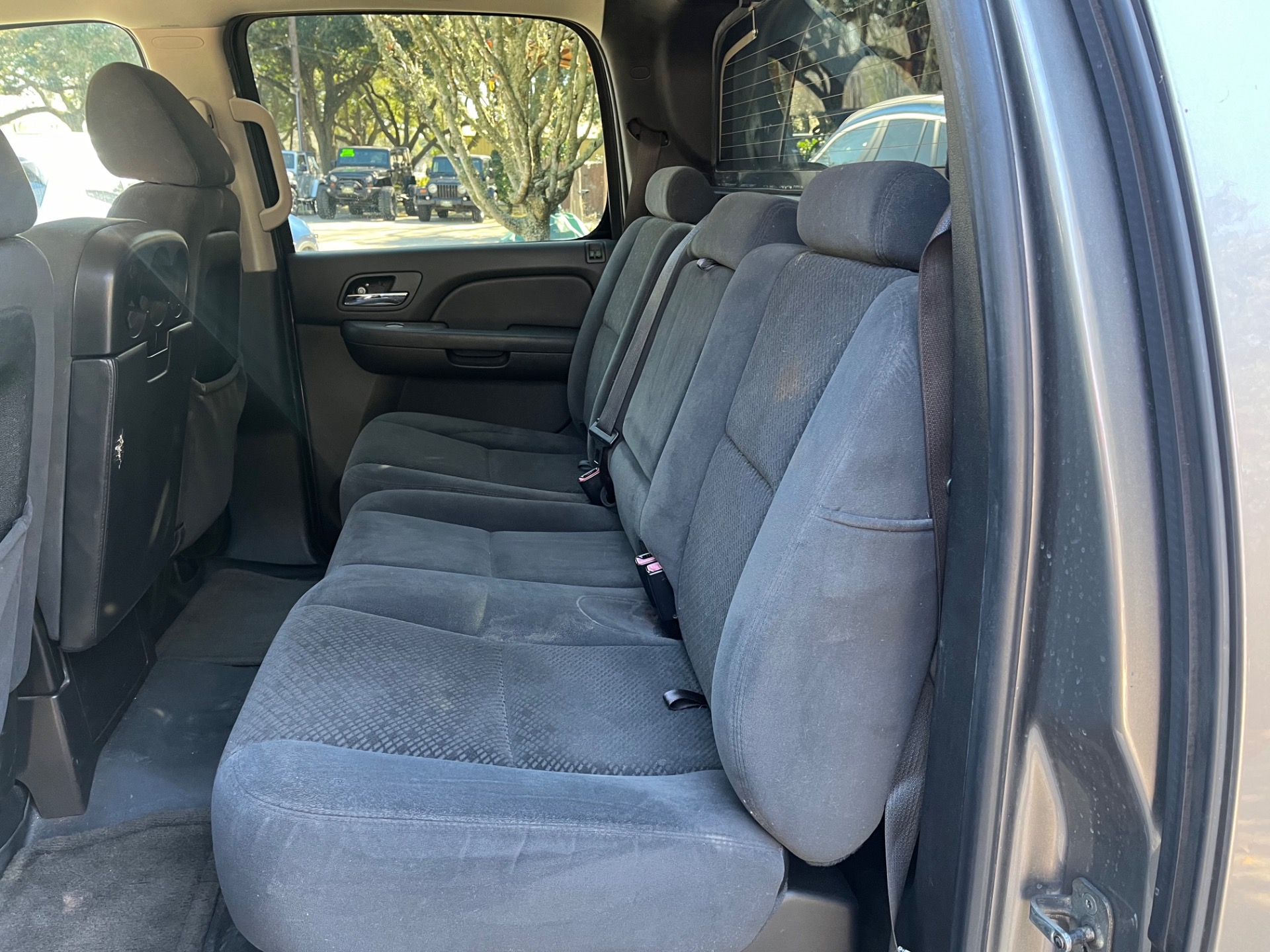 Used-2008-Chevrolet-Avalanche-LS