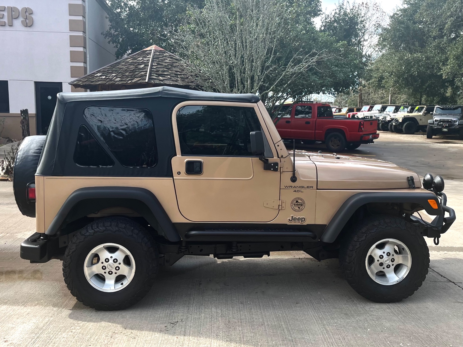 Used-1999-Jeep-Wrangler-Sport