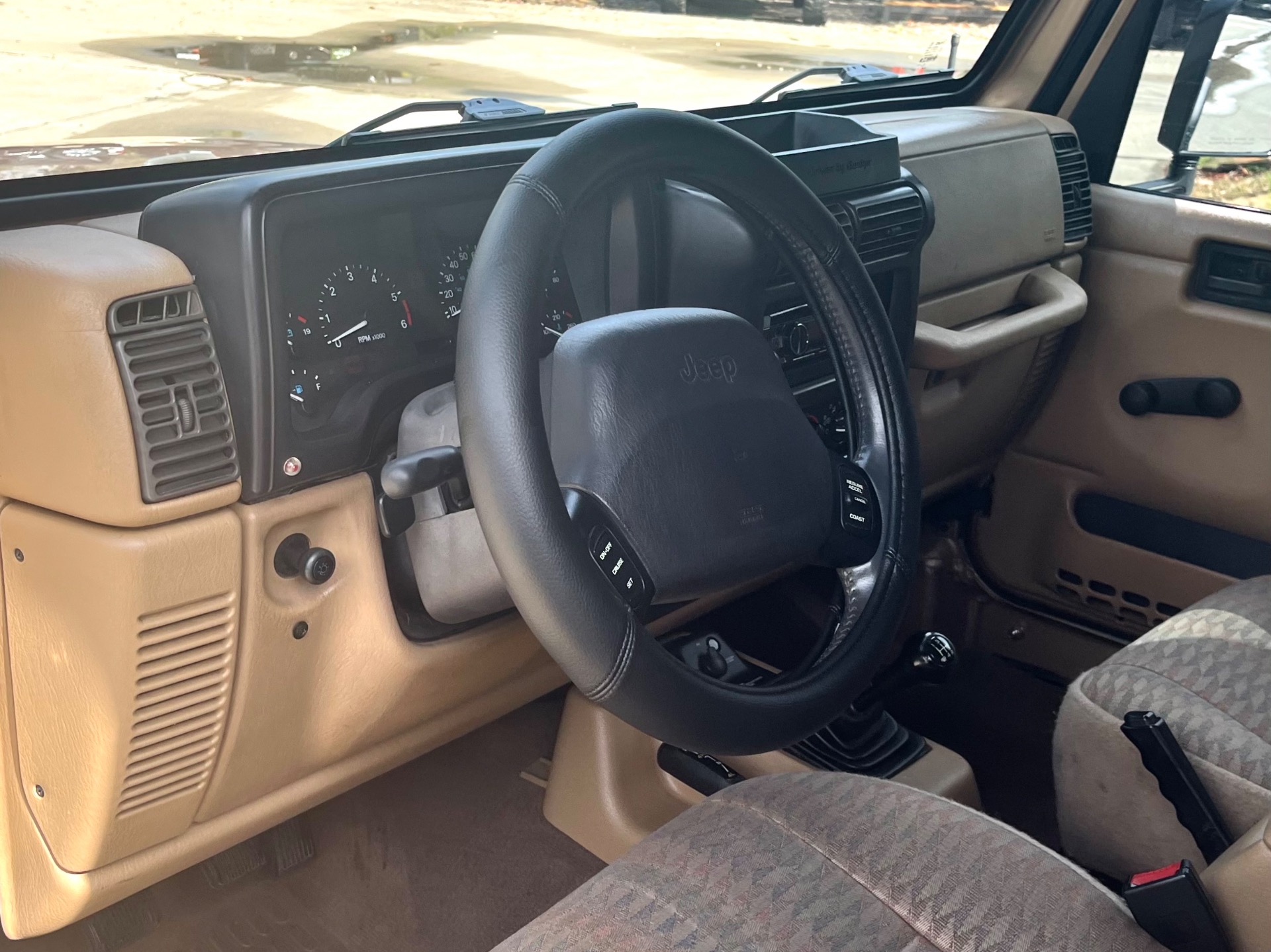 Used-1999-Jeep-Wrangler-Sport