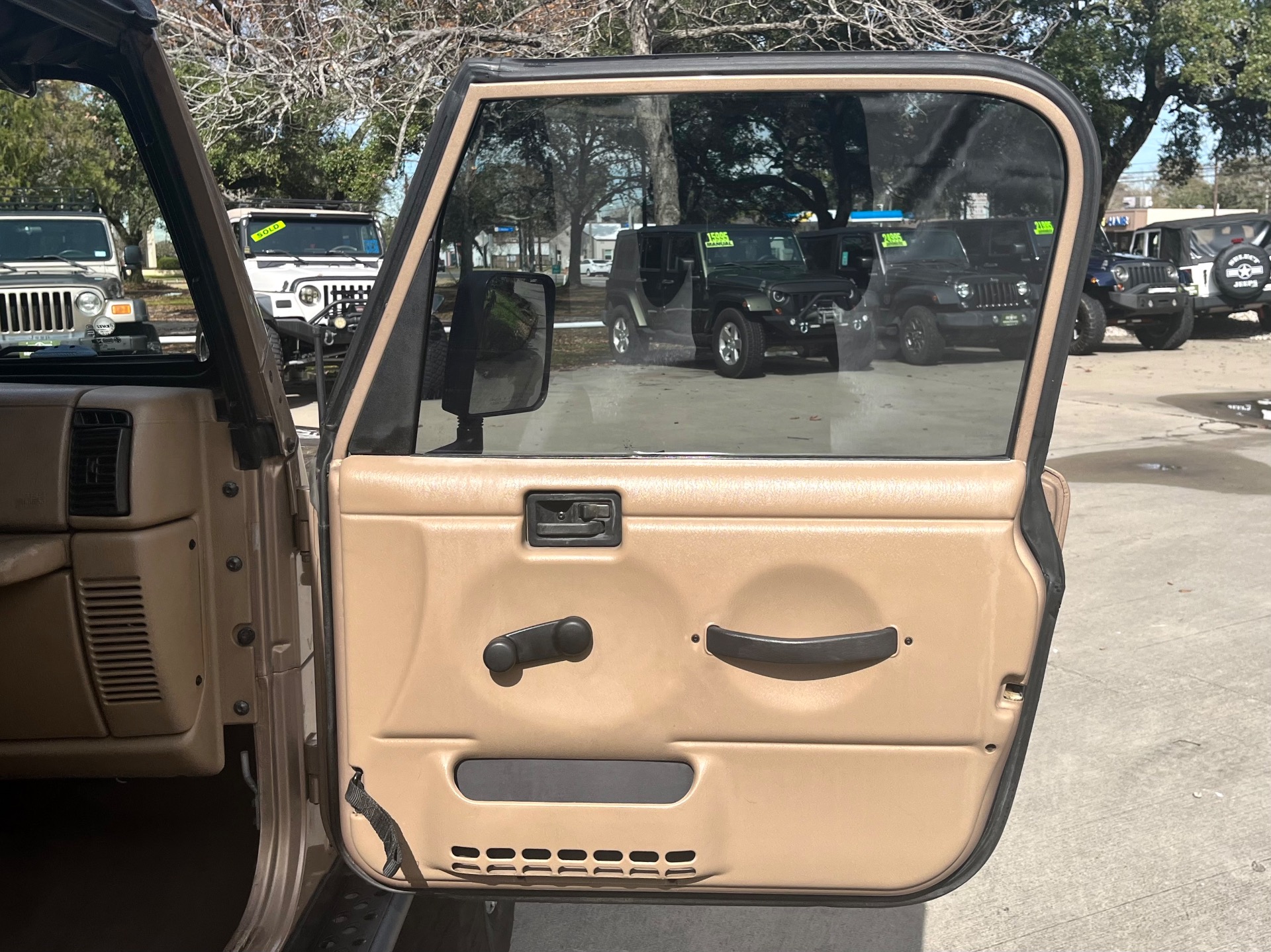 Used-1999-Jeep-Wrangler-Sport