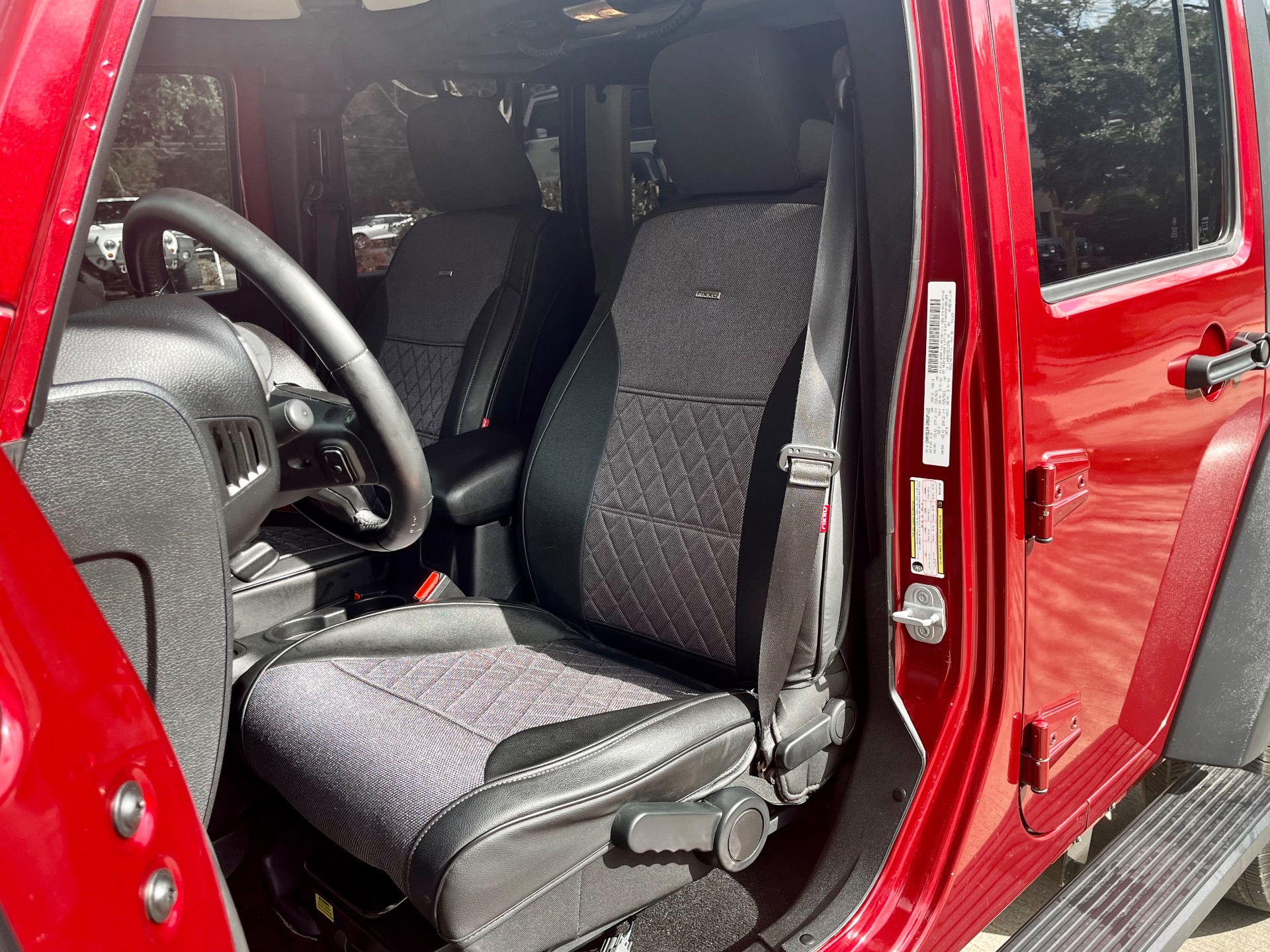 Used-2011-Jeep-Wrangler-Unlimited-Sport