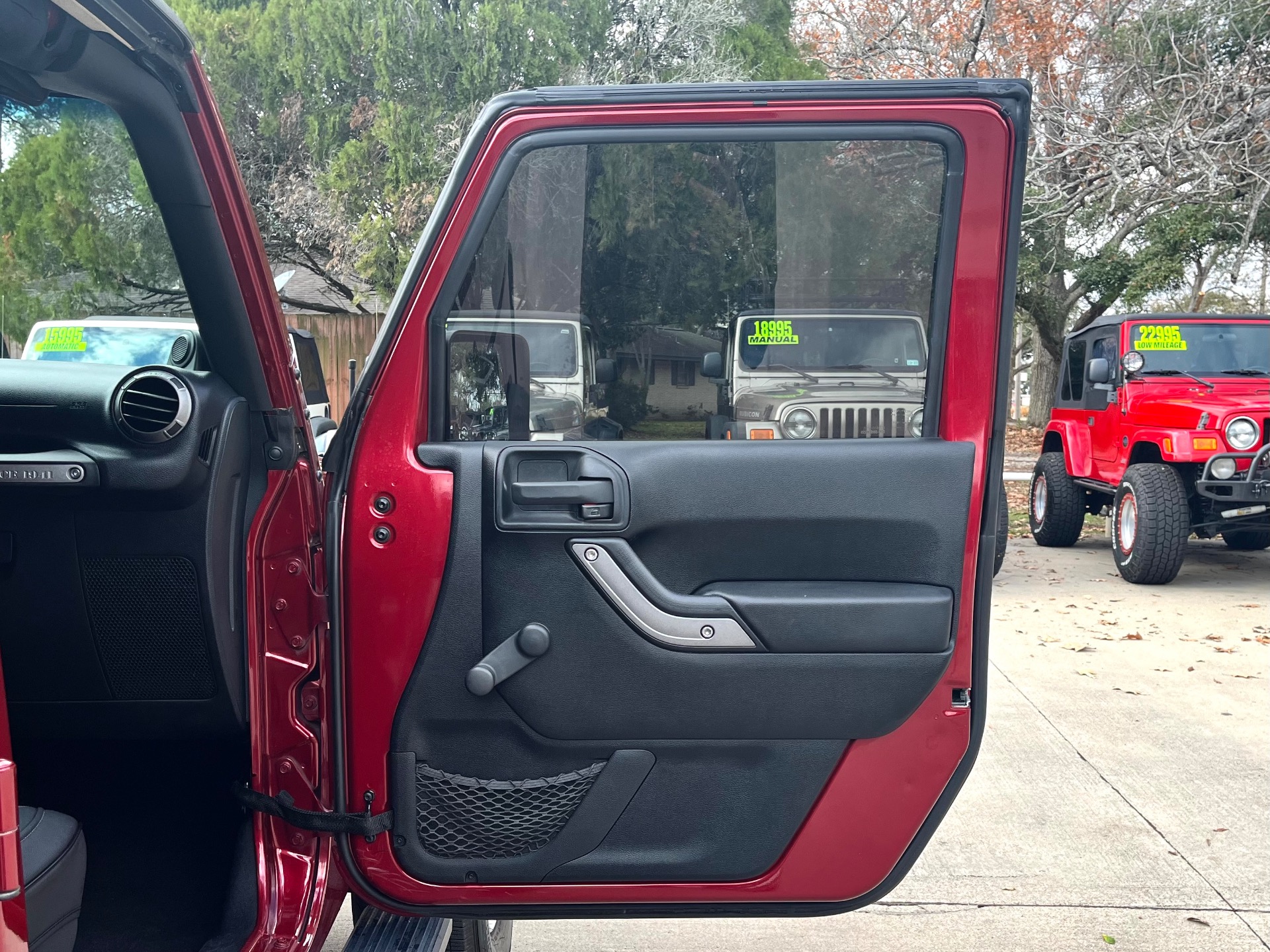 Used-2011-Jeep-Wrangler-Unlimited-Sport