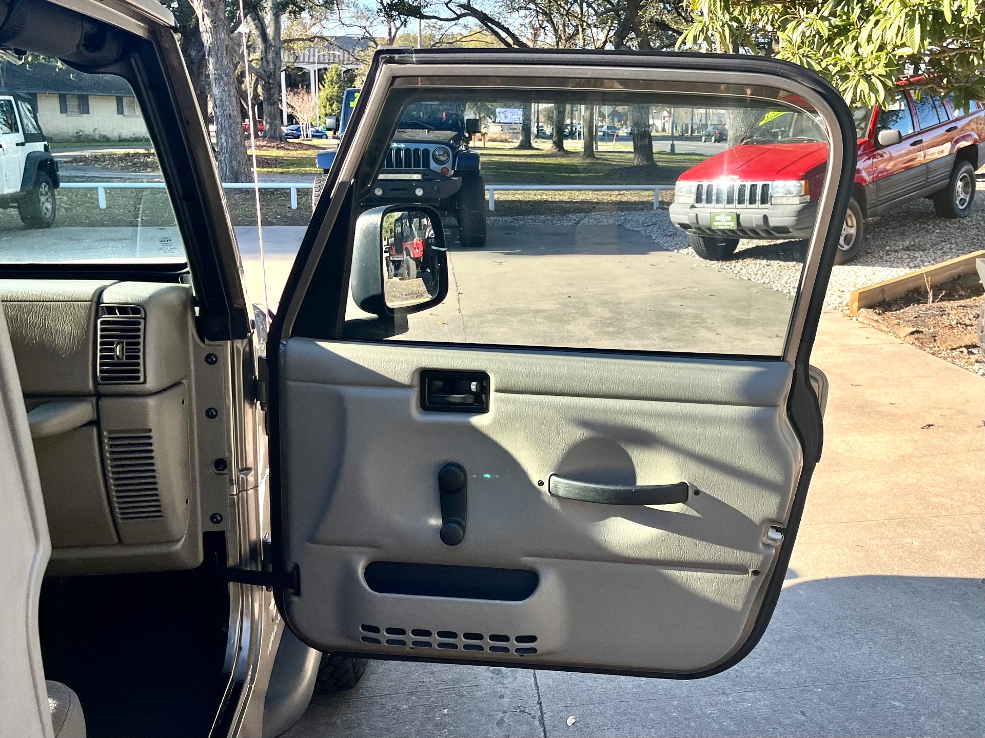 Used-2004-Jeep-Wrangler-X