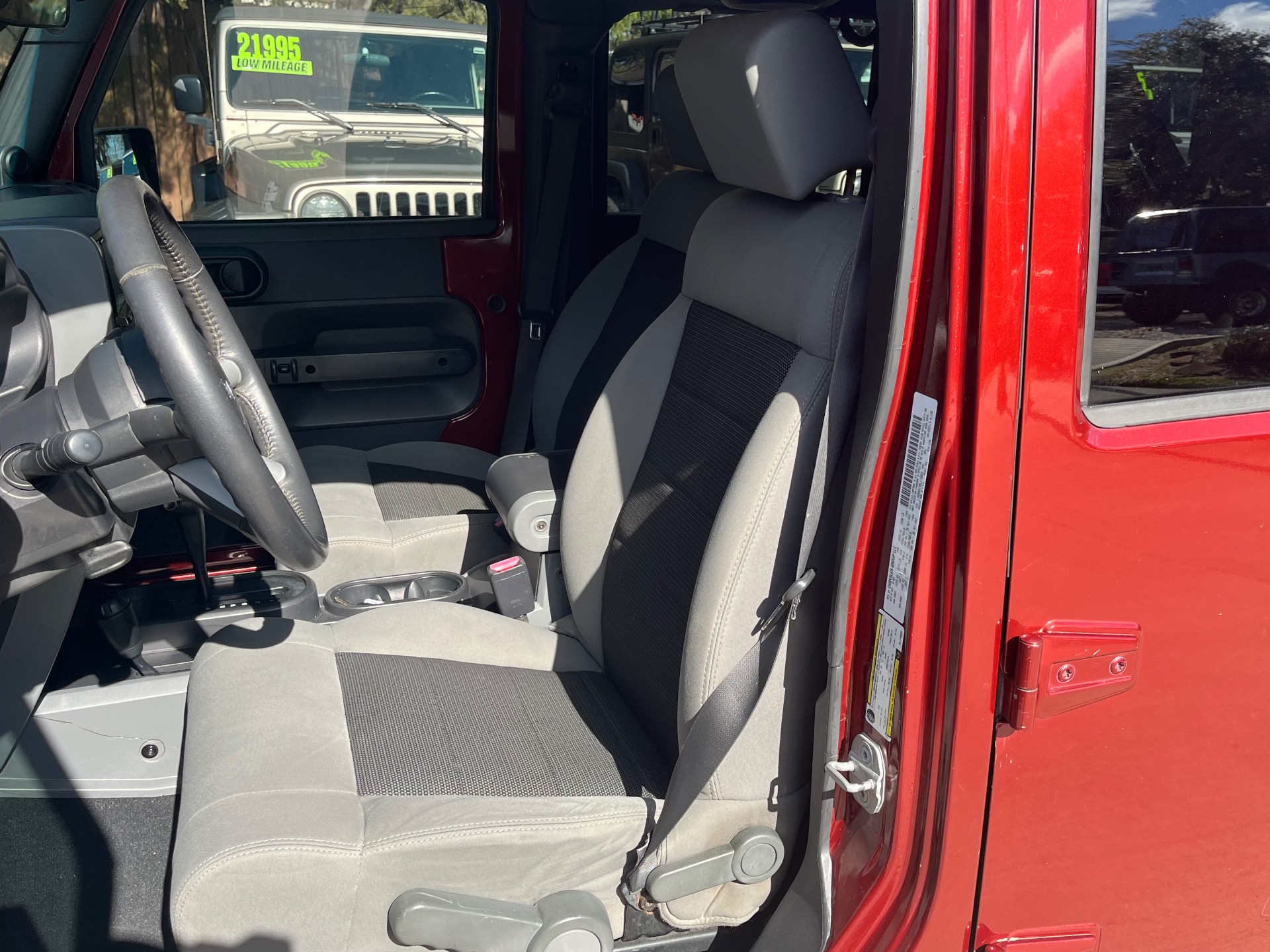 Used-2010-Jeep-Wrangler-Unlimited-Sahara