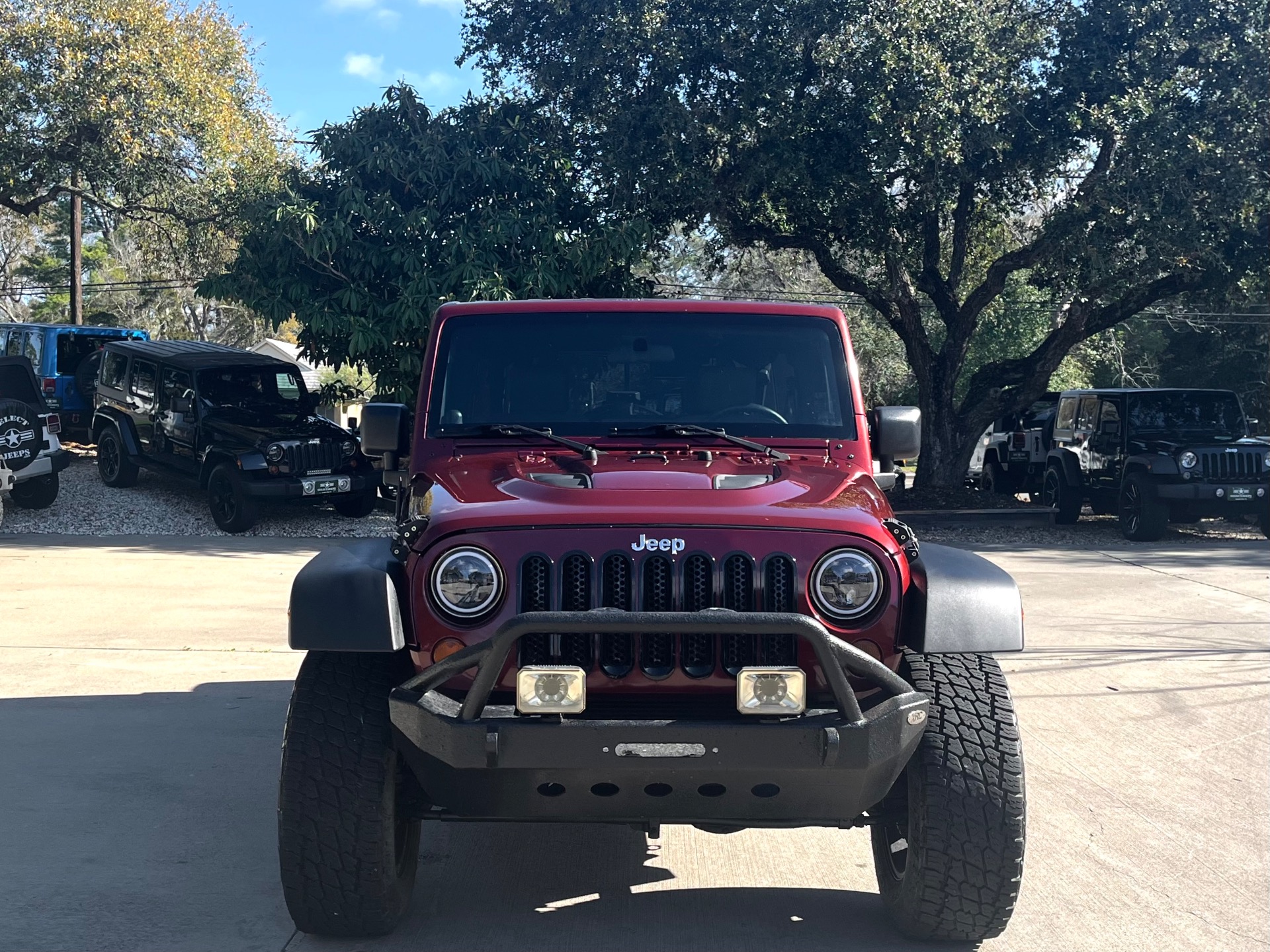 Used-2010-Jeep-Wrangler-Unlimited-Sahara