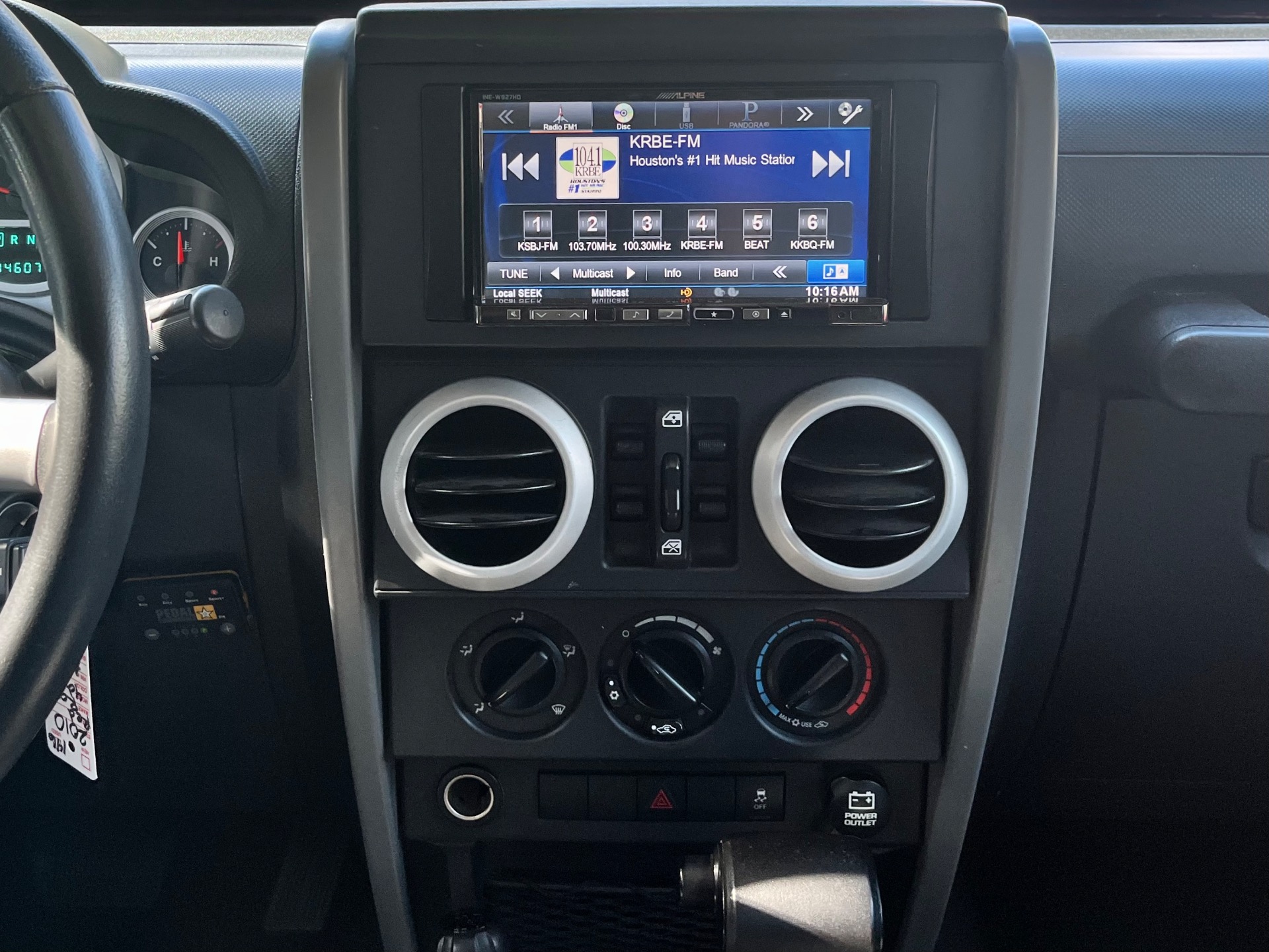 Used-2010-Jeep-Wrangler-Unlimited-Sahara