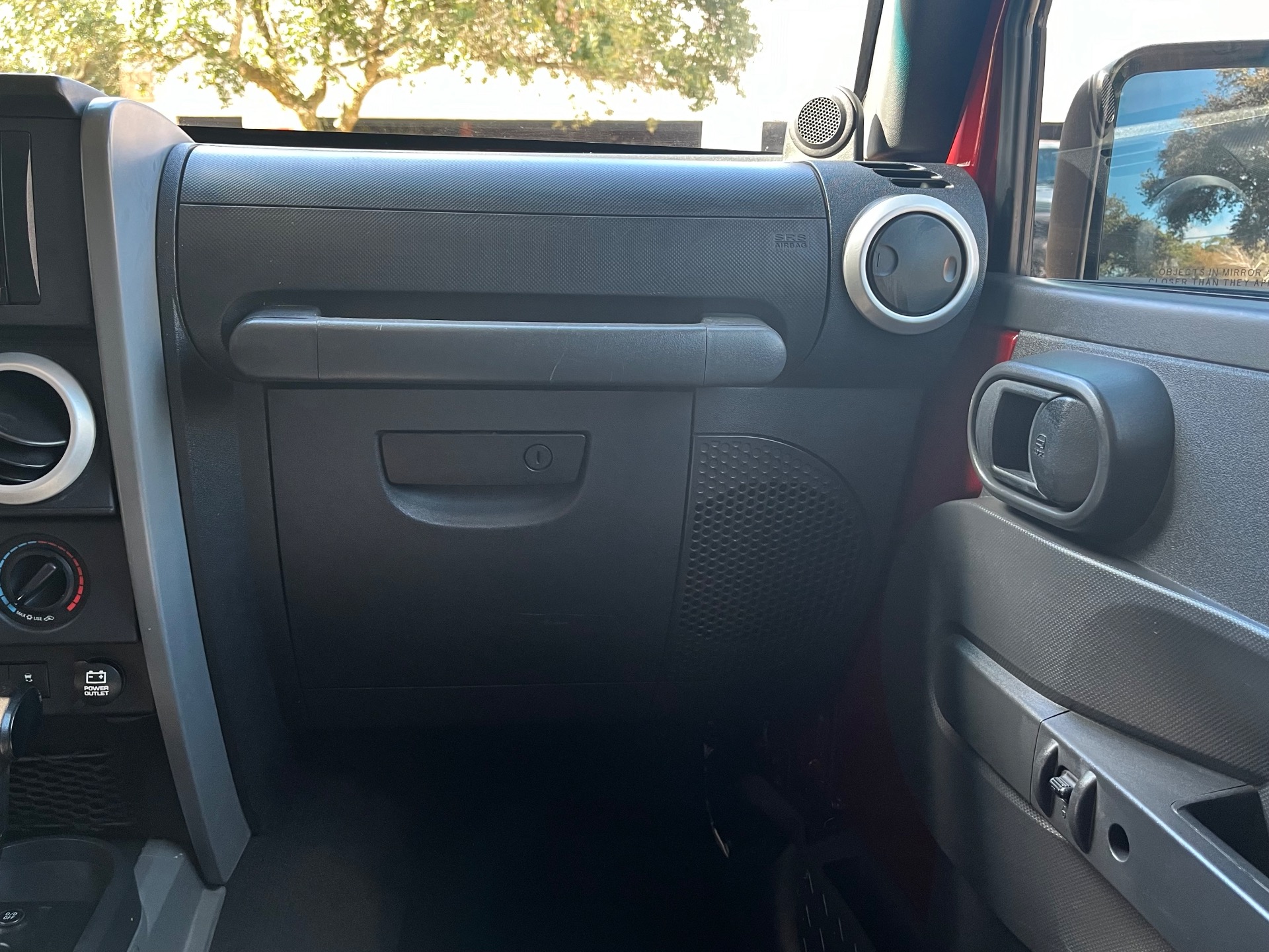Used-2010-Jeep-Wrangler-Unlimited-Sahara