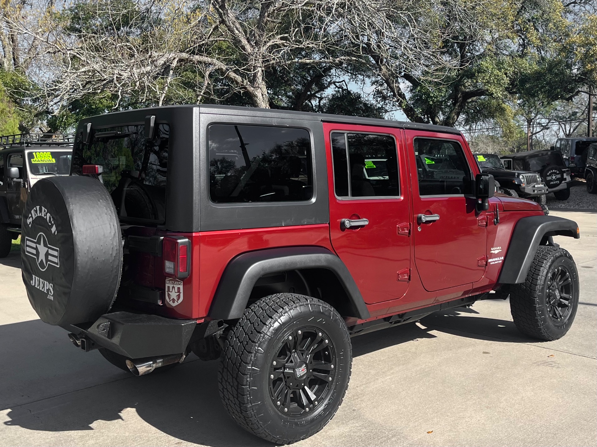 Used-2010-Jeep-Wrangler-Unlimited-Sahara