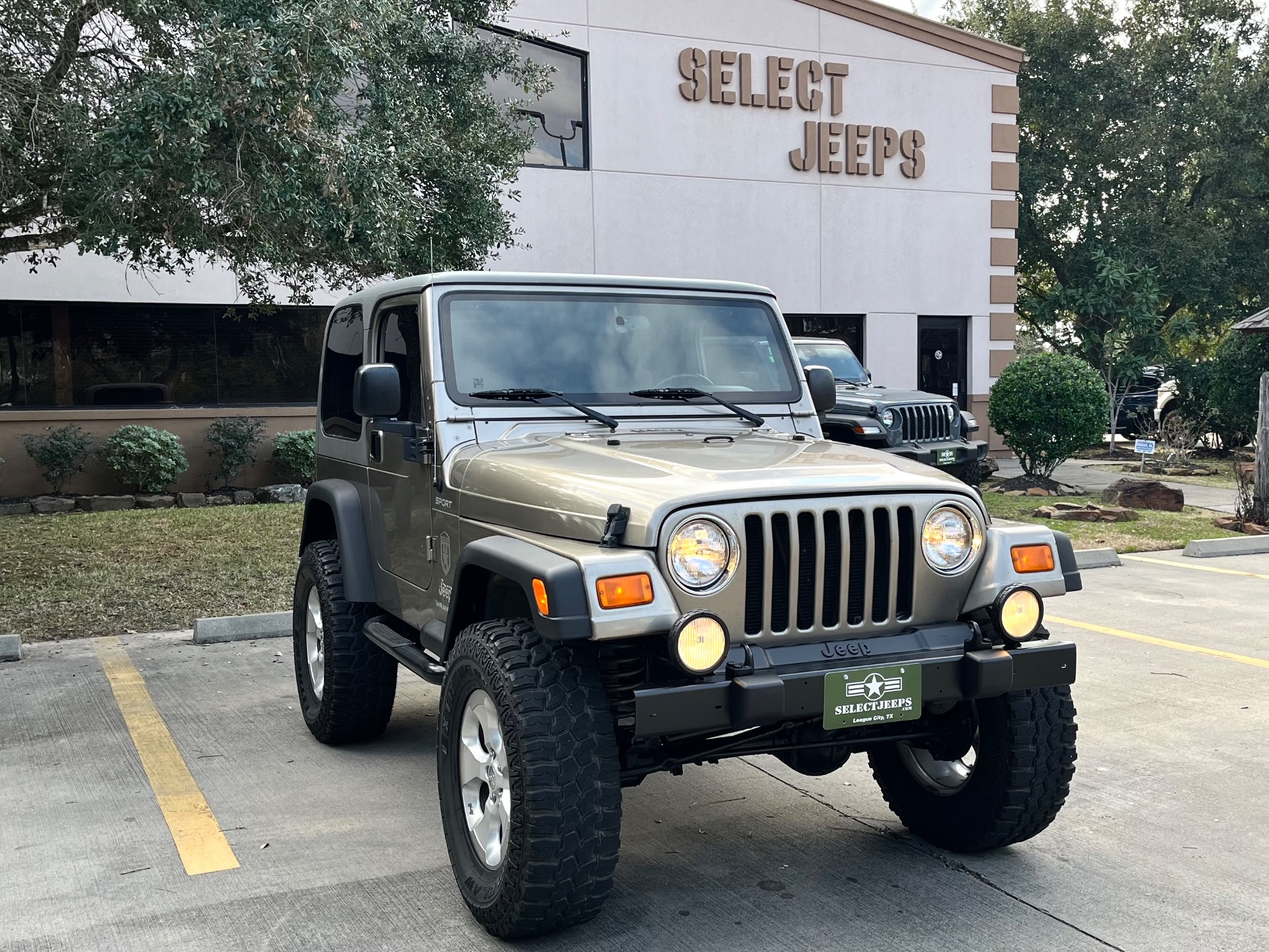 Used-2004-Jeep-Wrangler