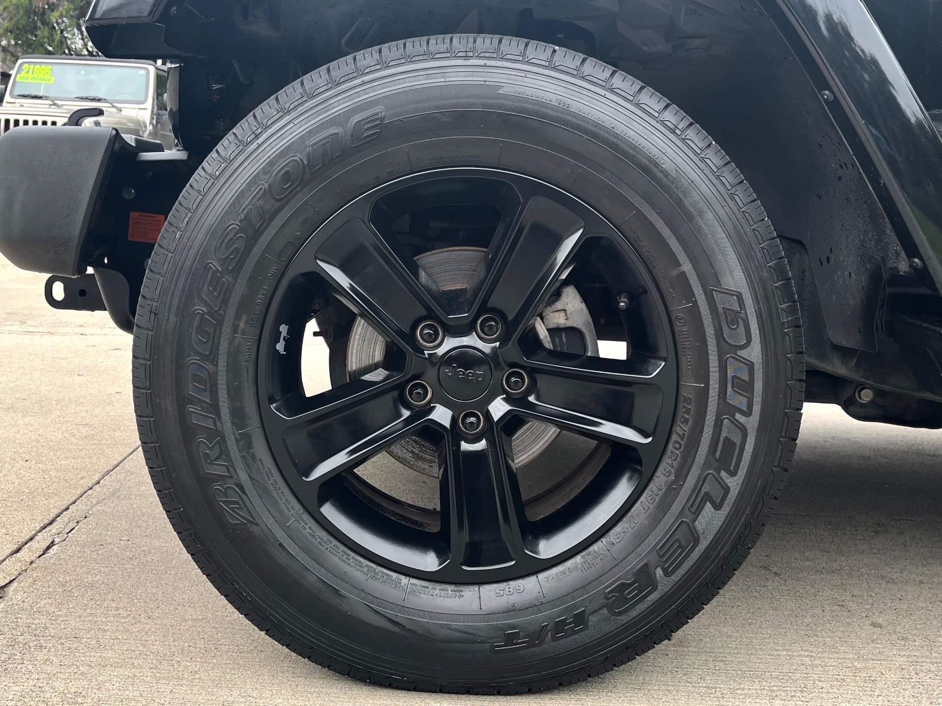 Used-2011-Jeep-Wrangler-Unlimited-Sahara